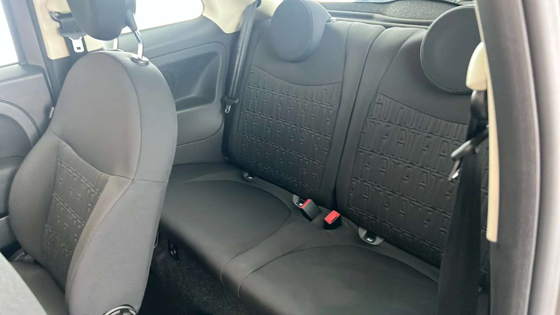 2023 FIAT 500 2023 FIAT 500