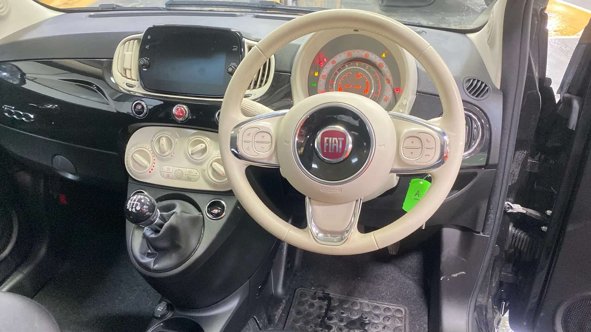 2023 FIAT 500 2023 FIAT 500