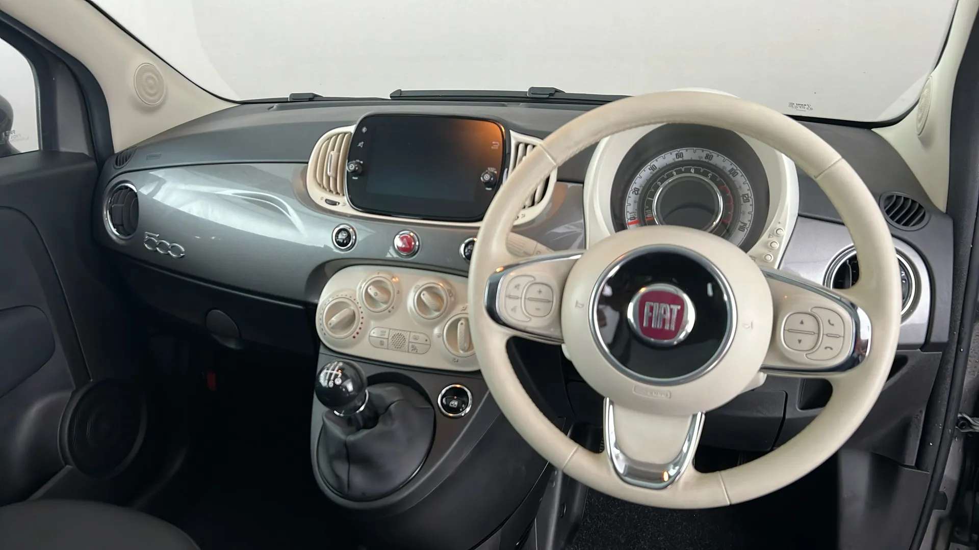 2023 FIAT 500 2023 FIAT 500