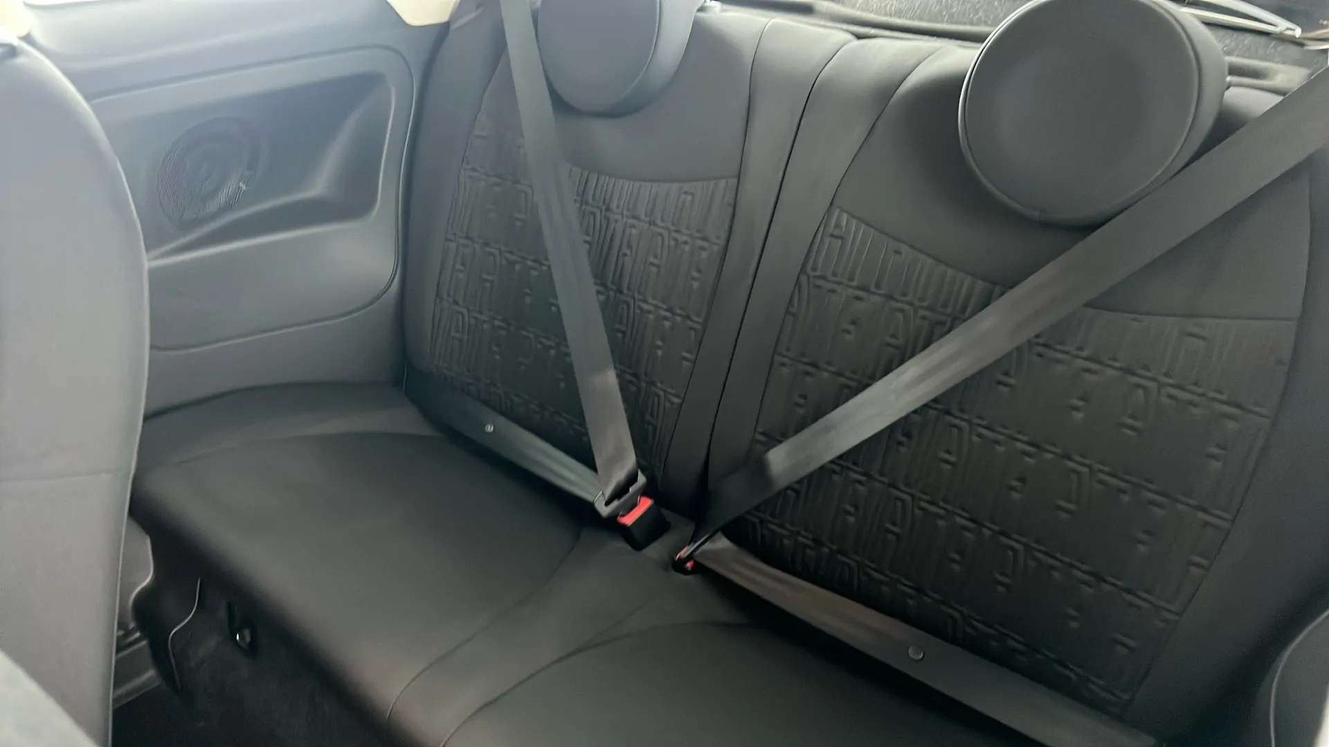 2023 FIAT 500 2023 FIAT 500