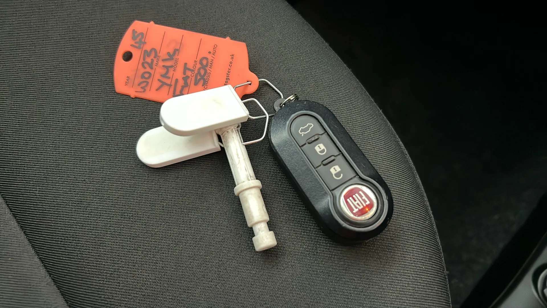 2023 FIAT 500 2023 FIAT 500