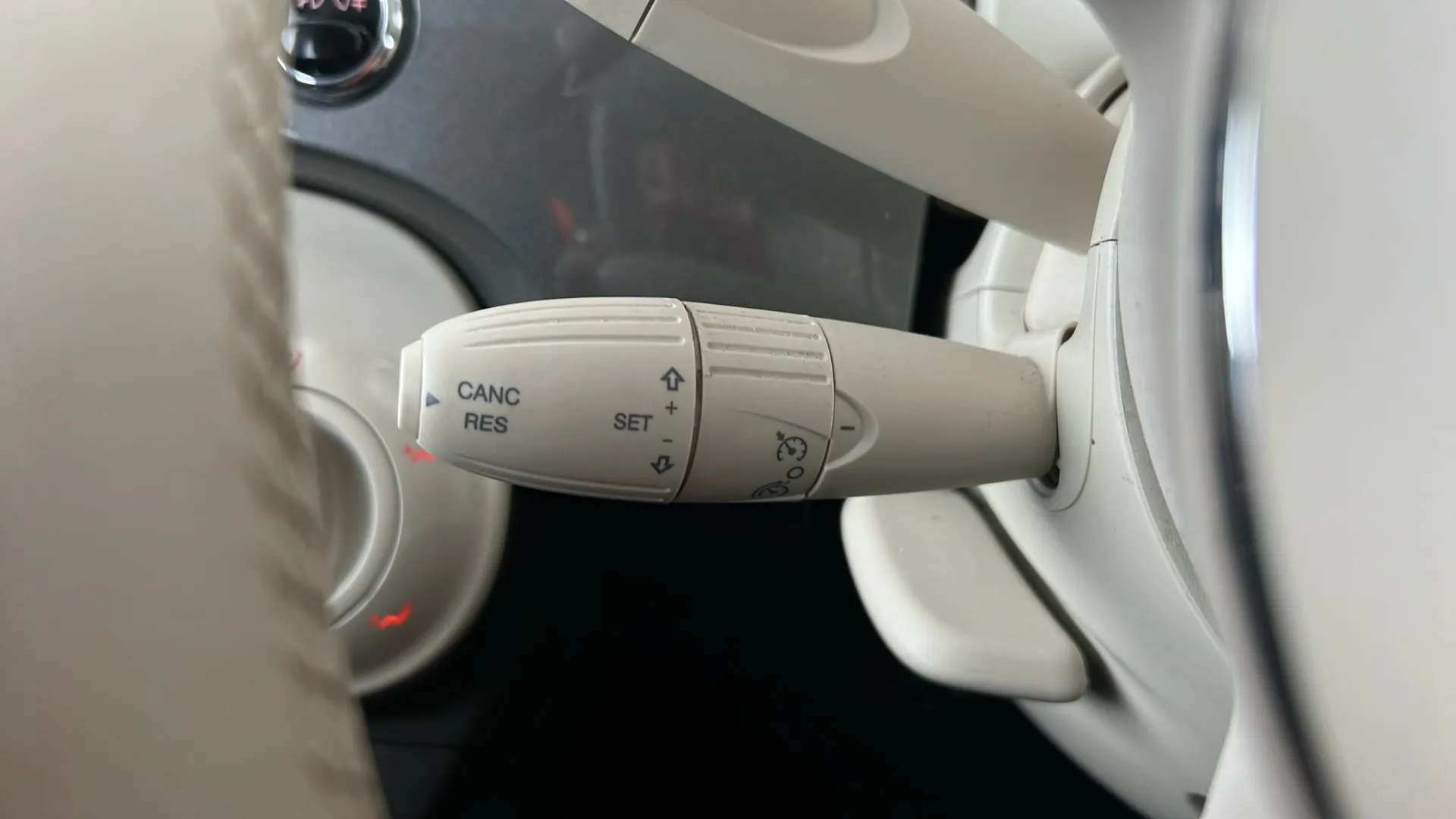2023 FIAT 500 2023 FIAT 500