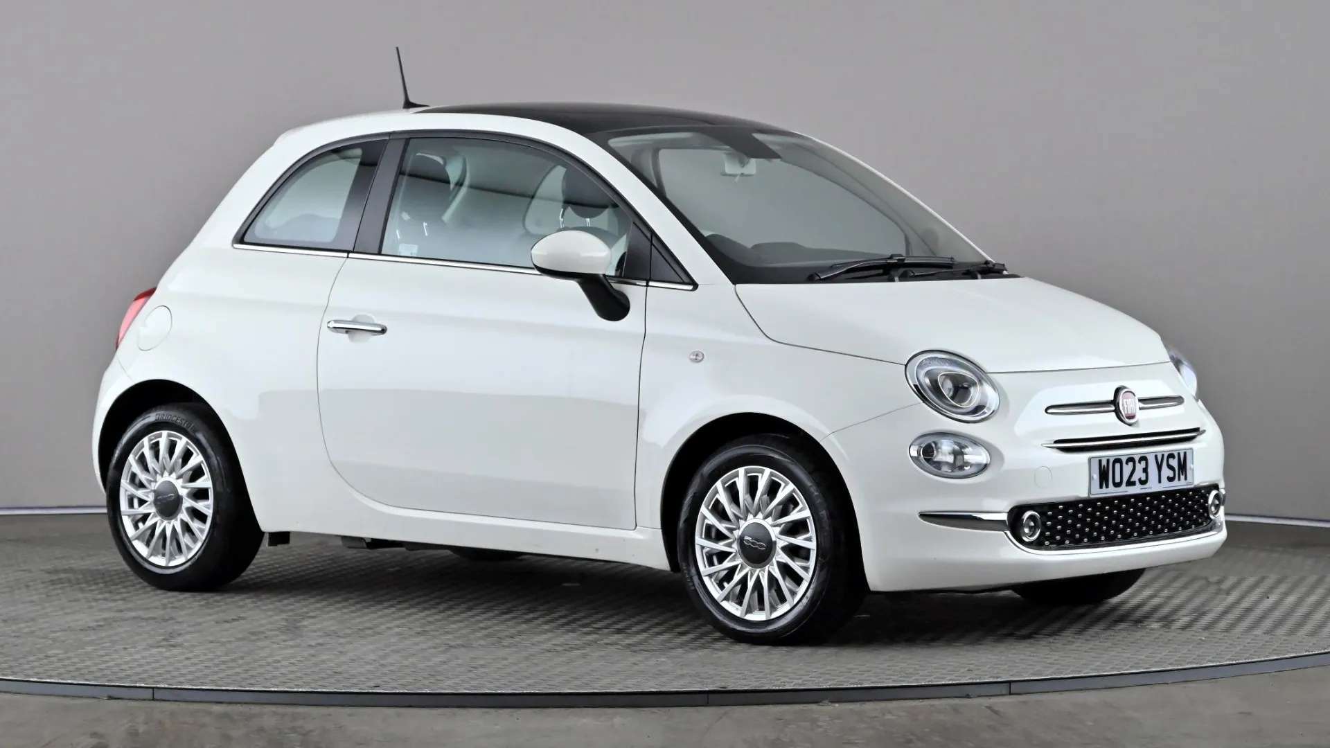 A 2023 FIAT 500 1.0 Mild Hybrid A 2023 FIAT 500 1.0 Mild Hybrid