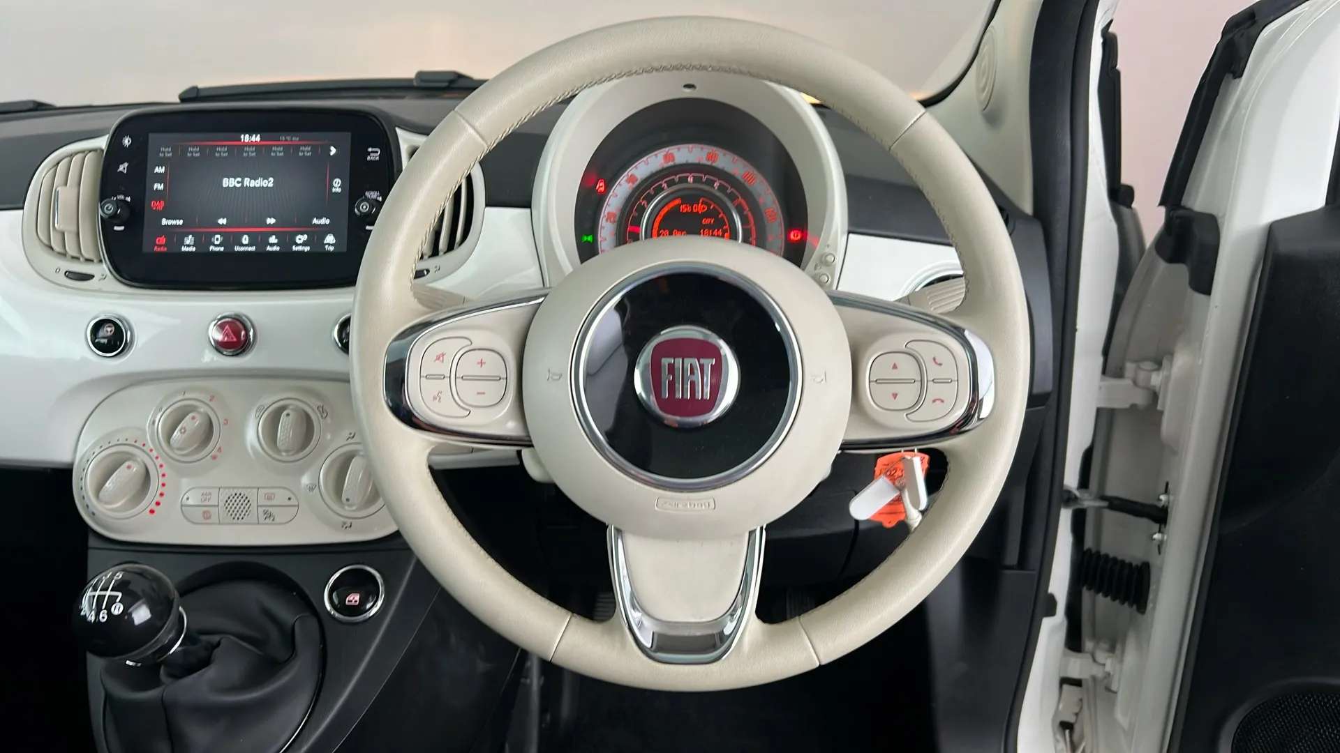 2023 FIAT 500 2023 FIAT 500