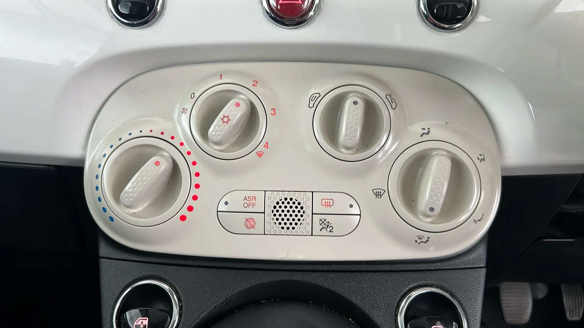 2023 FIAT 500 2023 FIAT 500