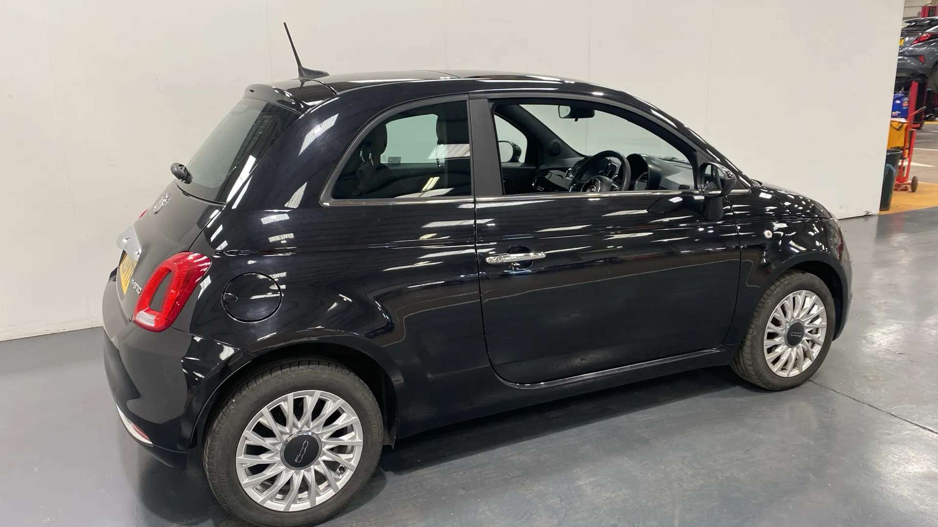 2023 FIAT 500 2023 FIAT 500