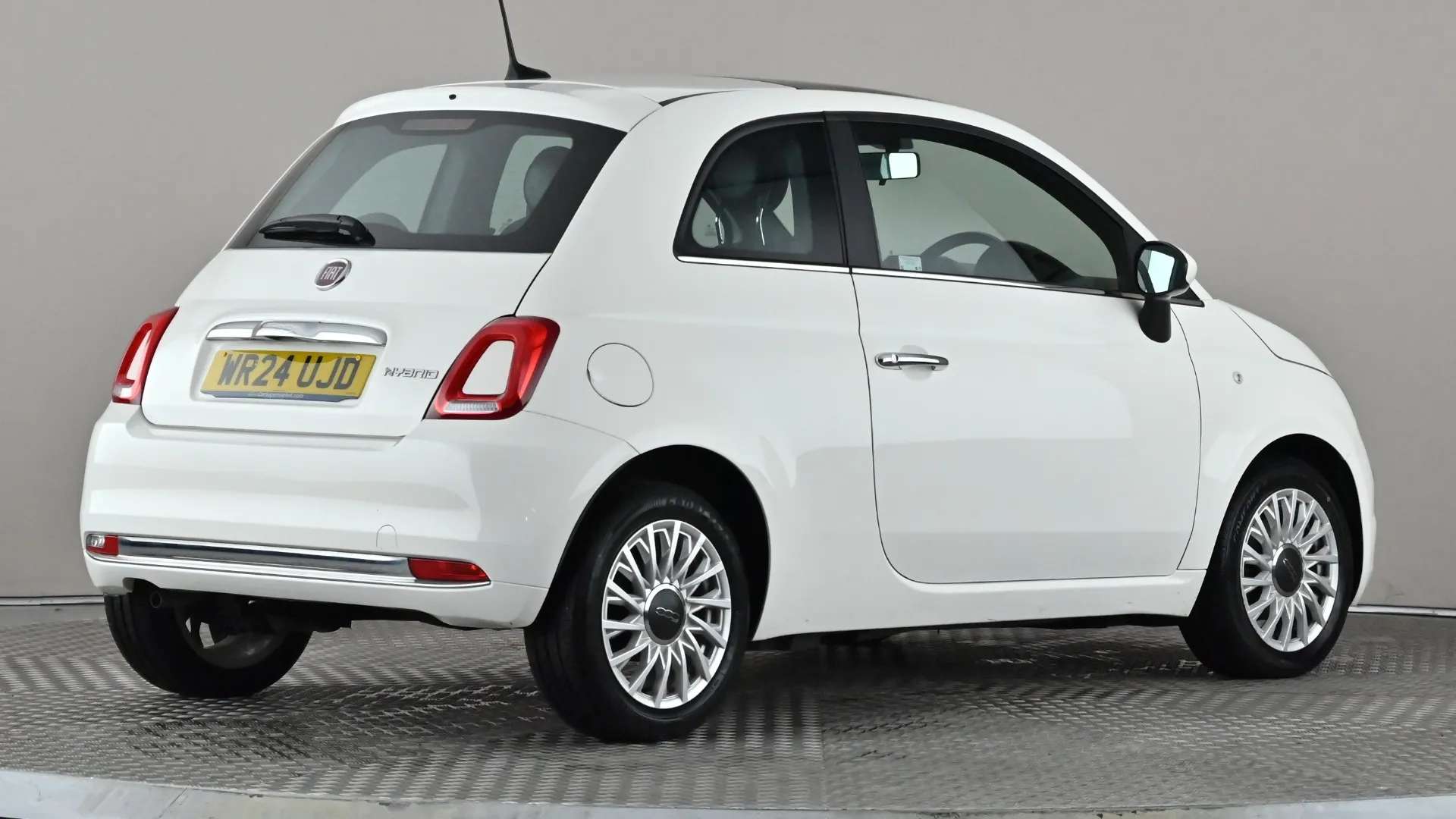 2024 FIAT 500 2024 FIAT 500