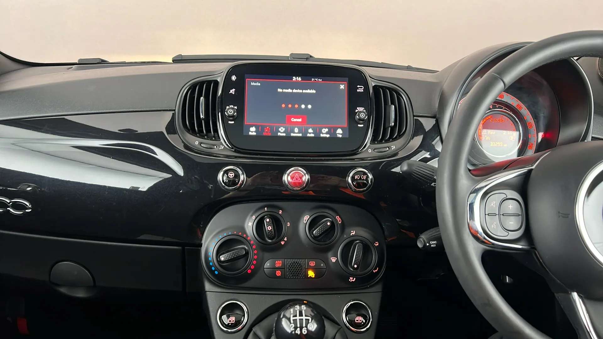 2023 FIAT 500 2023 FIAT 500