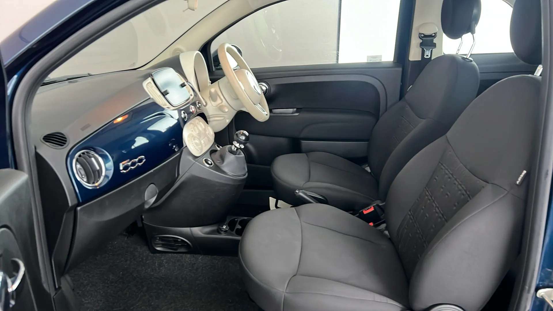 2023 FIAT 500 2023 FIAT 500