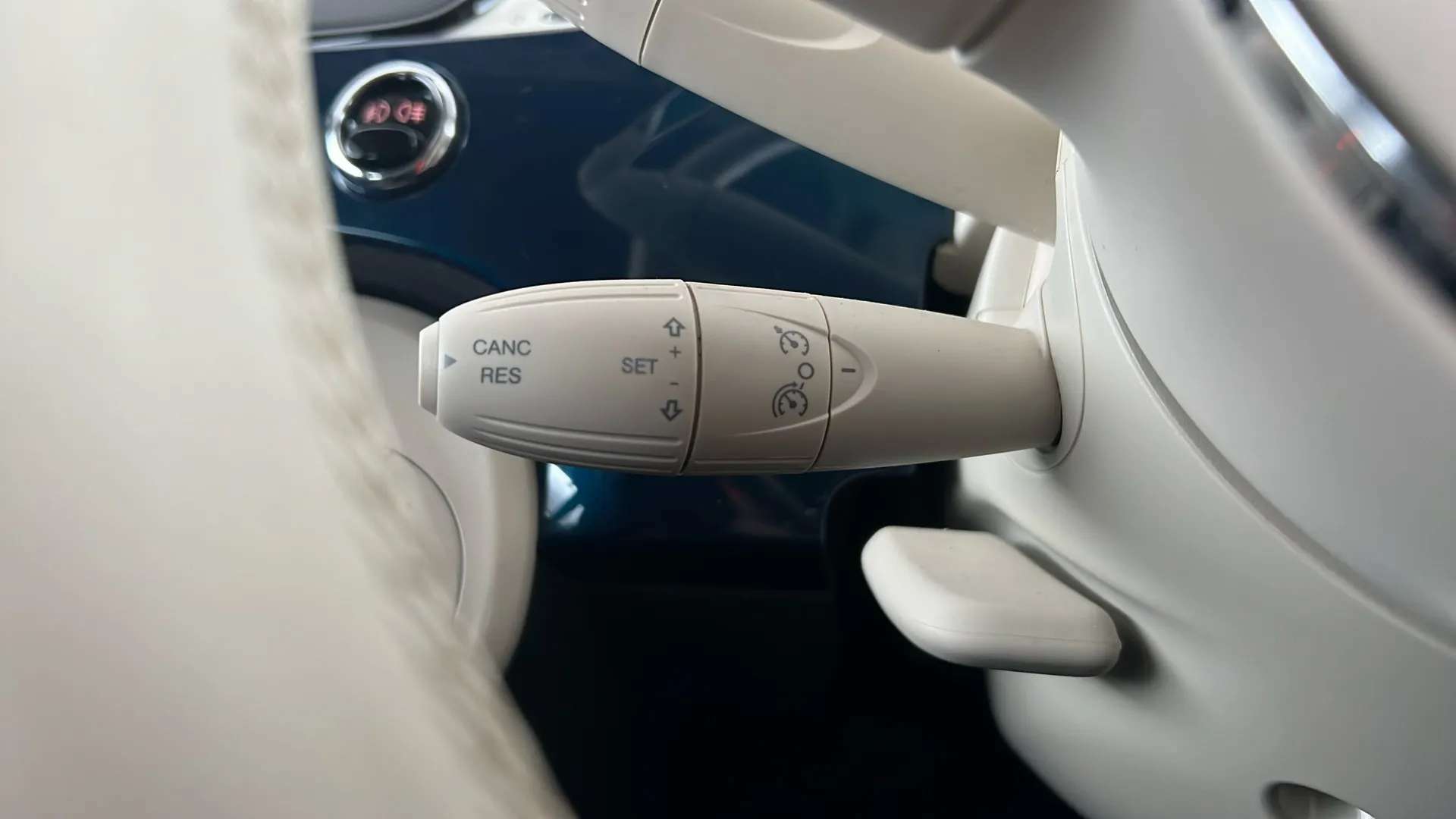 2024 FIAT 500 2024 FIAT 500