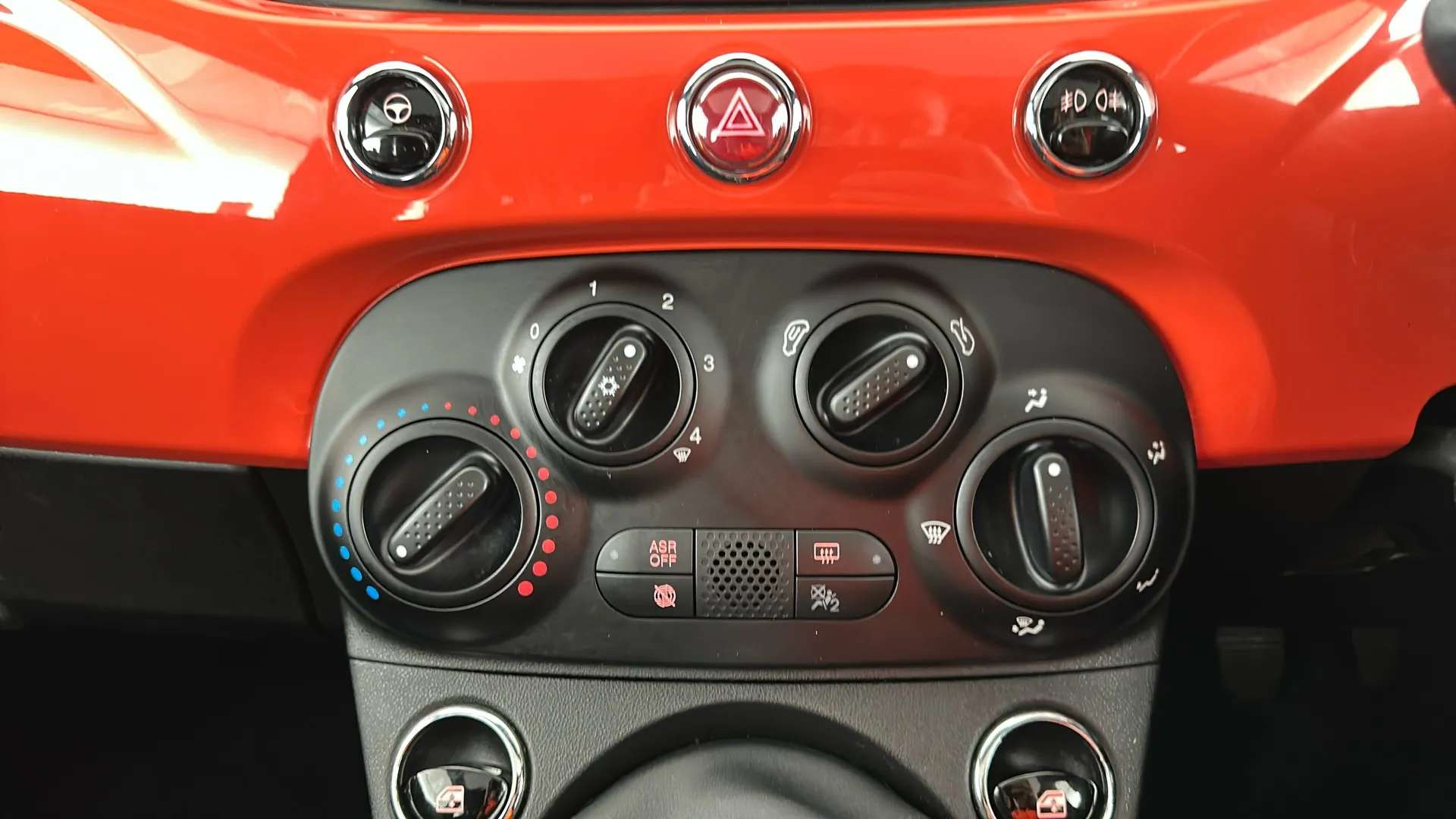2024 FIAT 500 2024 FIAT 500