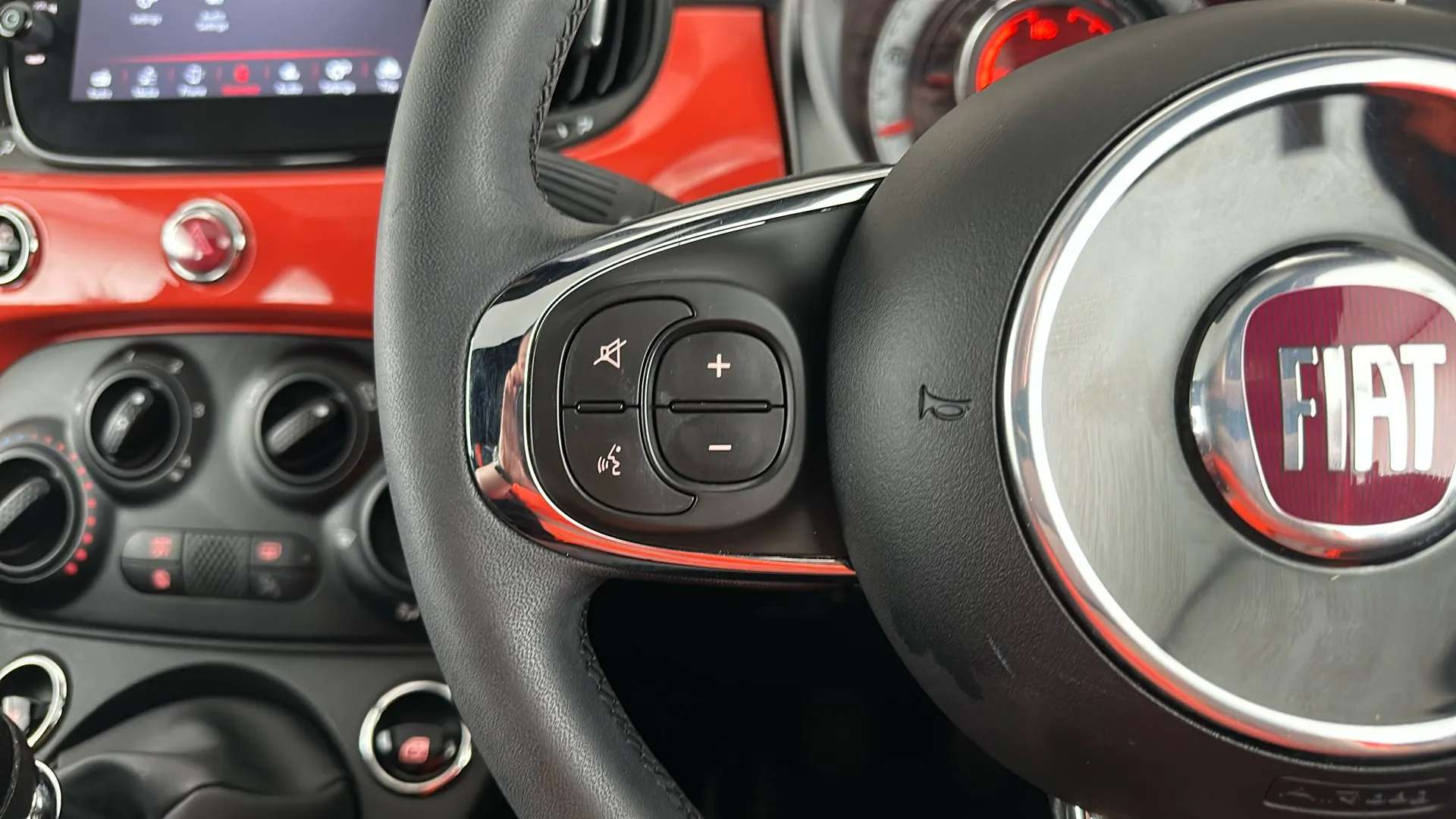 2024 FIAT 500 2024 FIAT 500