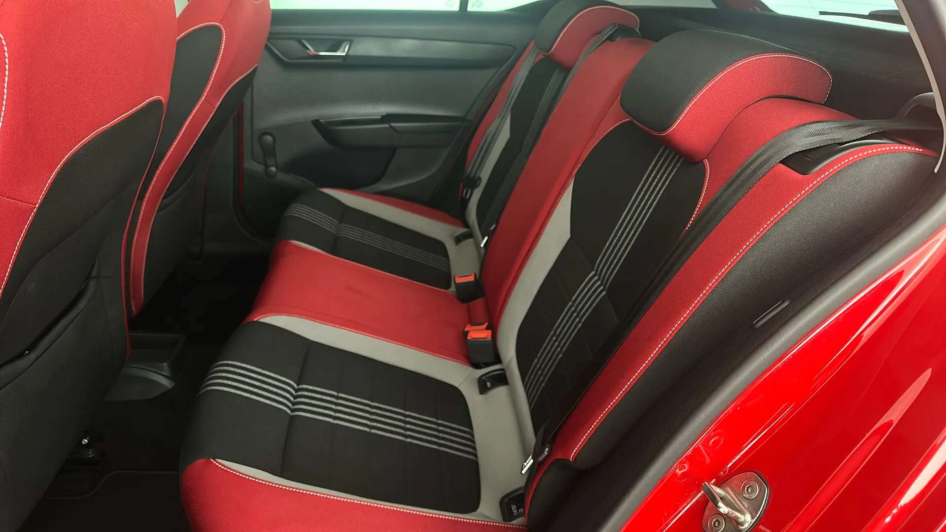 2017 SKODA FABIA 2017 SKODA FABIA