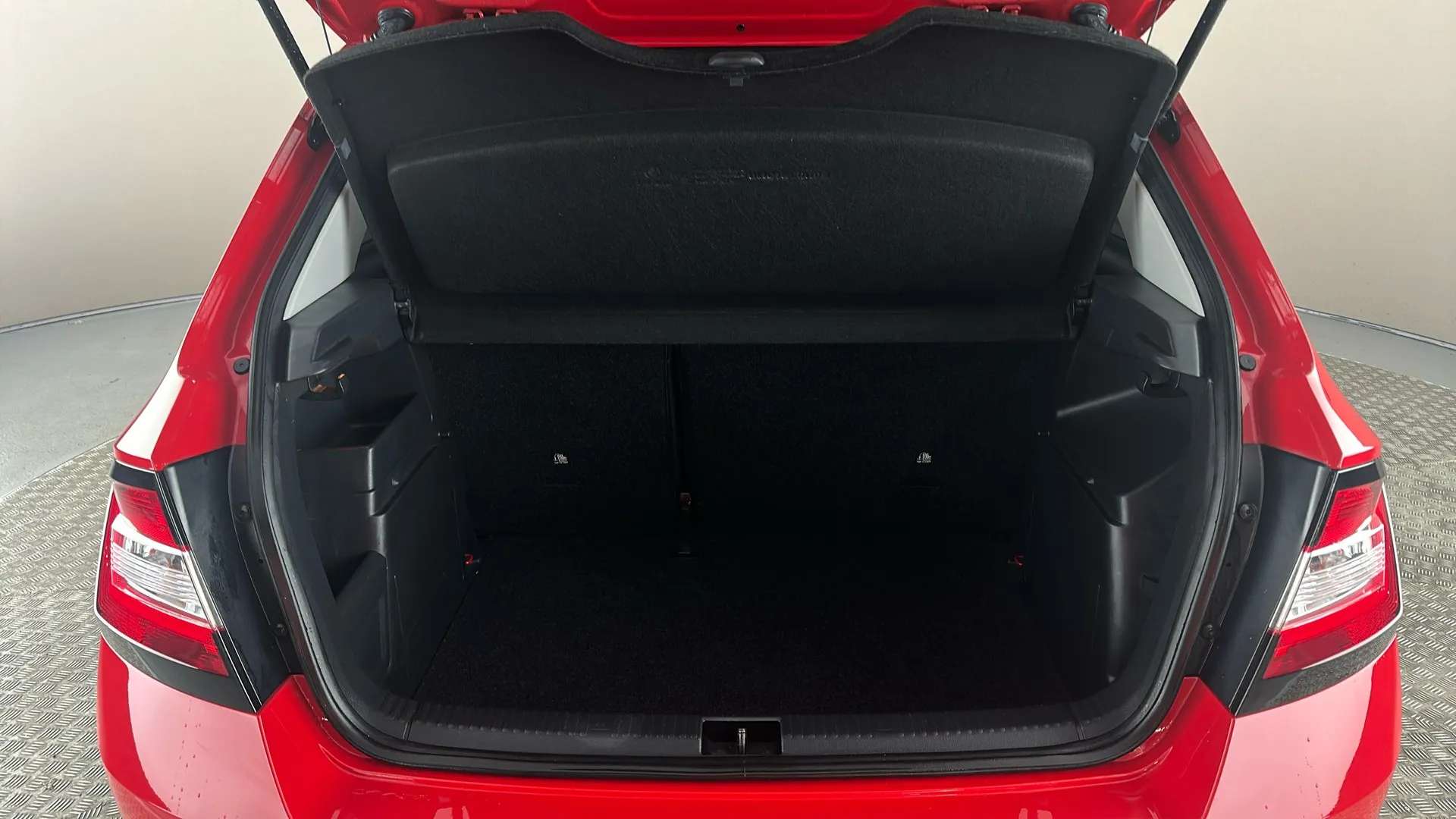 2017 SKODA FABIA 2017 SKODA FABIA