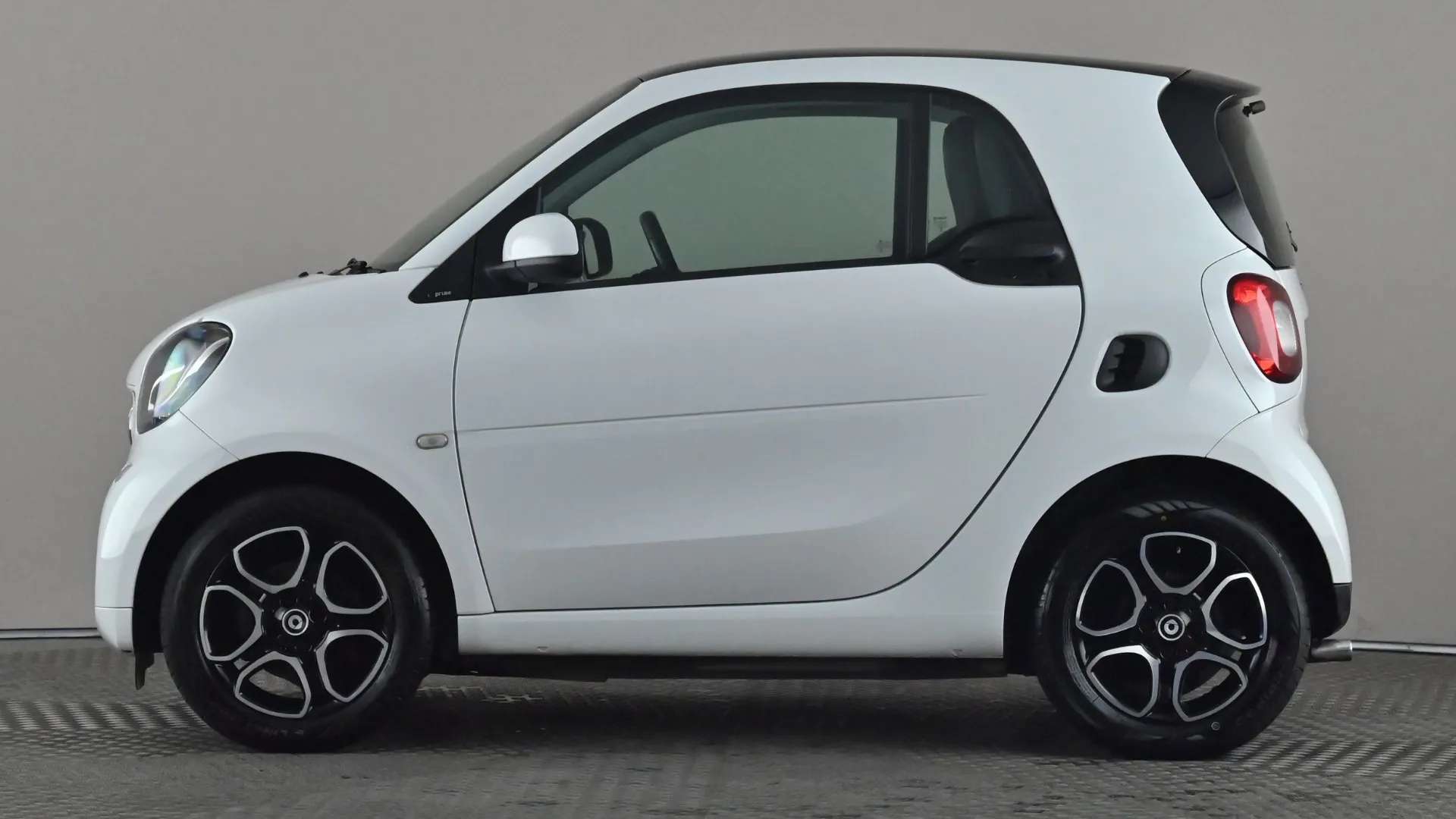 A 2018 SMART FORTWO COUPE 1.0 Prime Auto A 2018 SMART FORTWO COUPE 1.0 Prime Auto