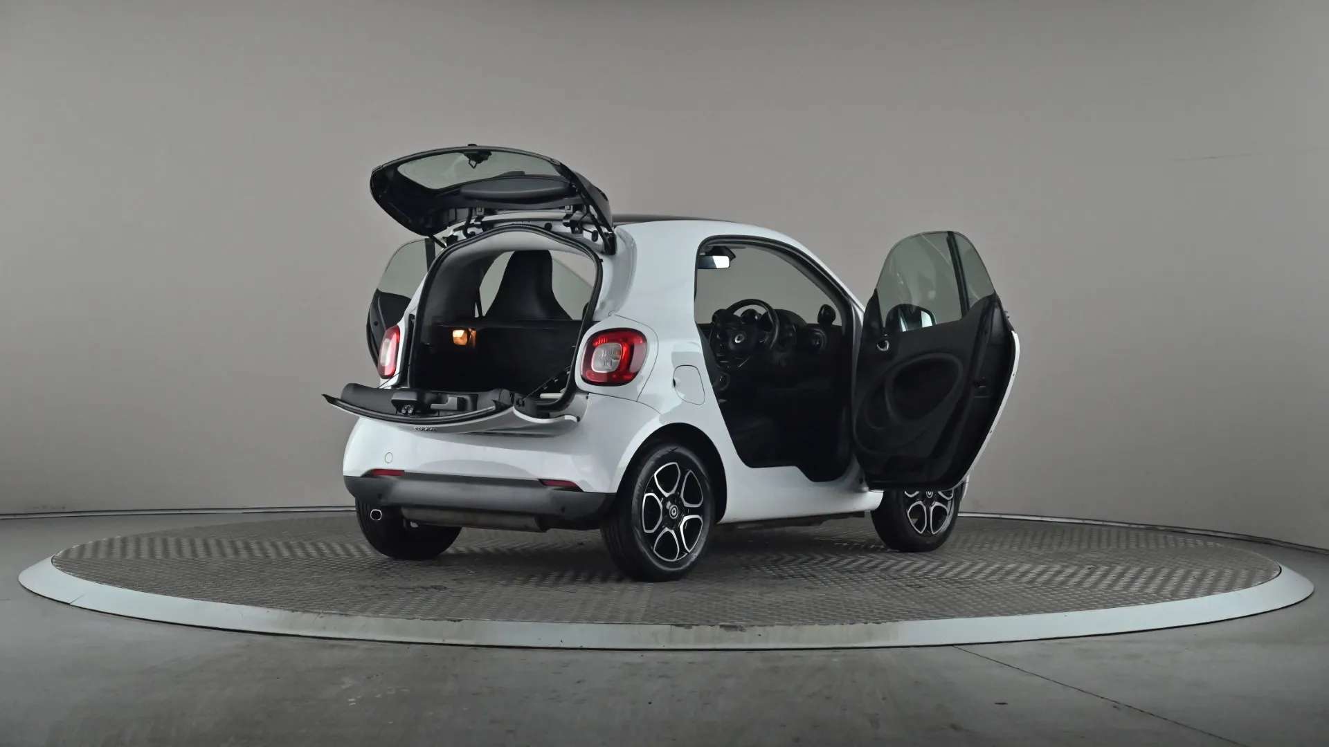 2018 SMART FORTWO COUPE 2018 SMART FORTWO COUPE