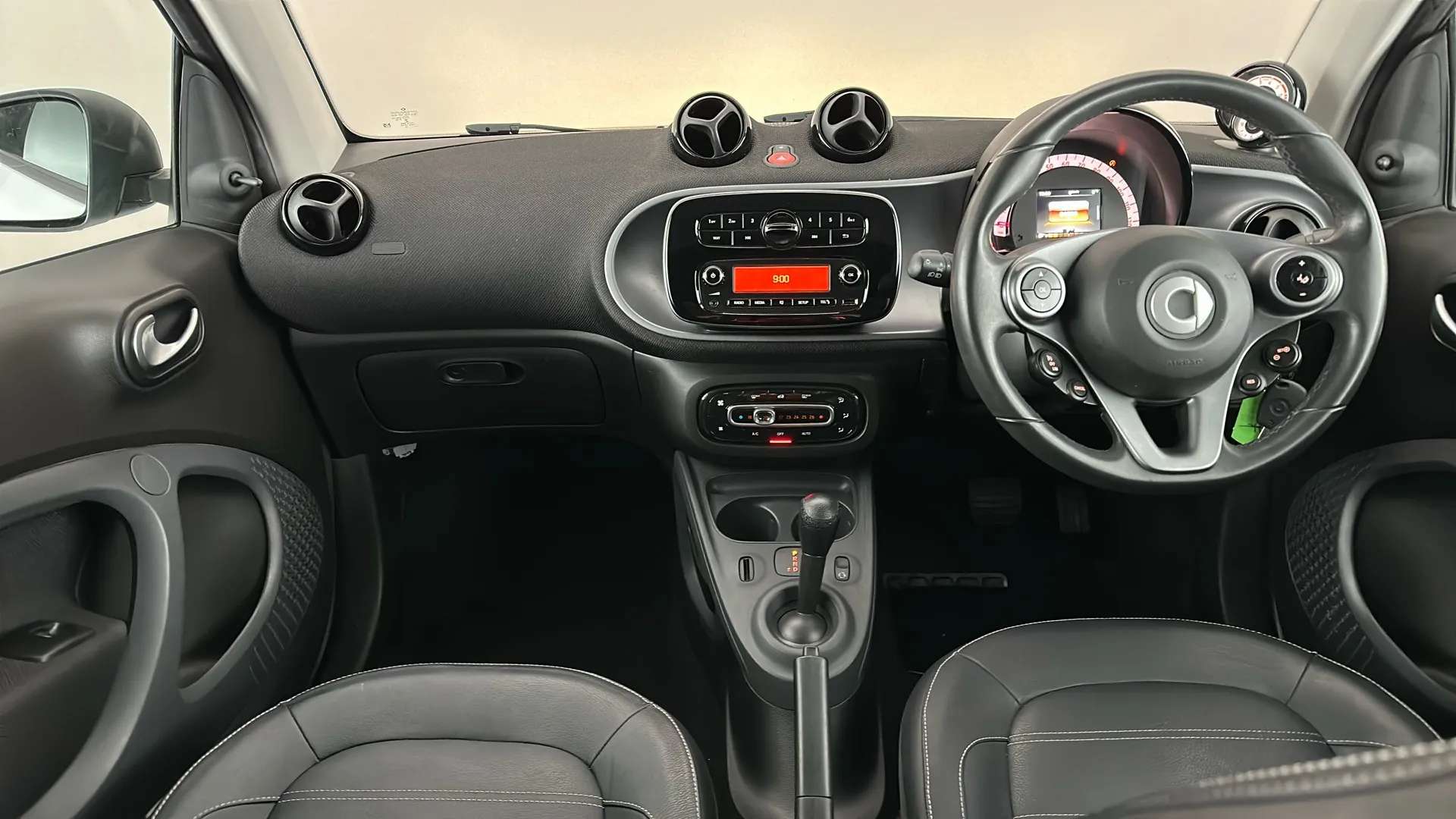 2018 SMART FORTWO COUPE 2018 SMART FORTWO COUPE