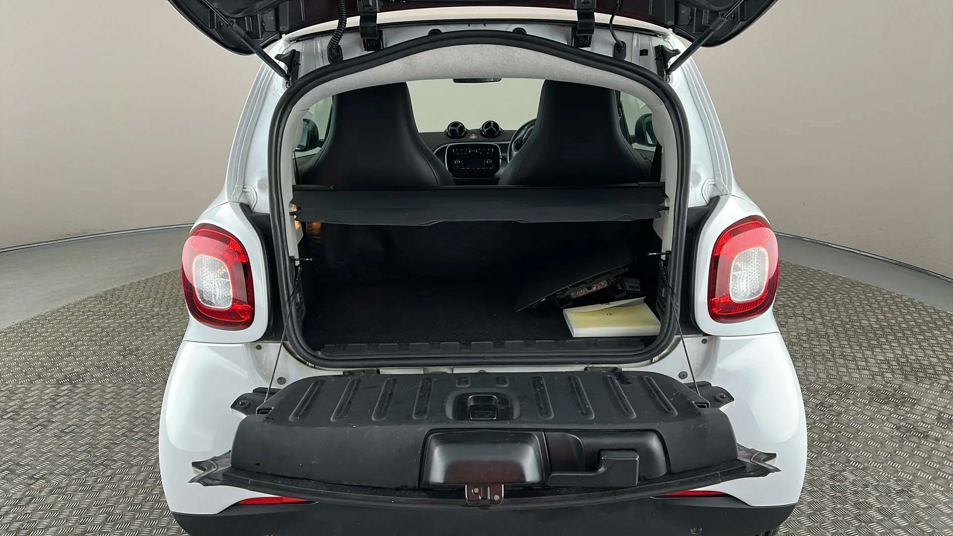 2018 SMART FORTWO COUPE 2018 SMART FORTWO COUPE