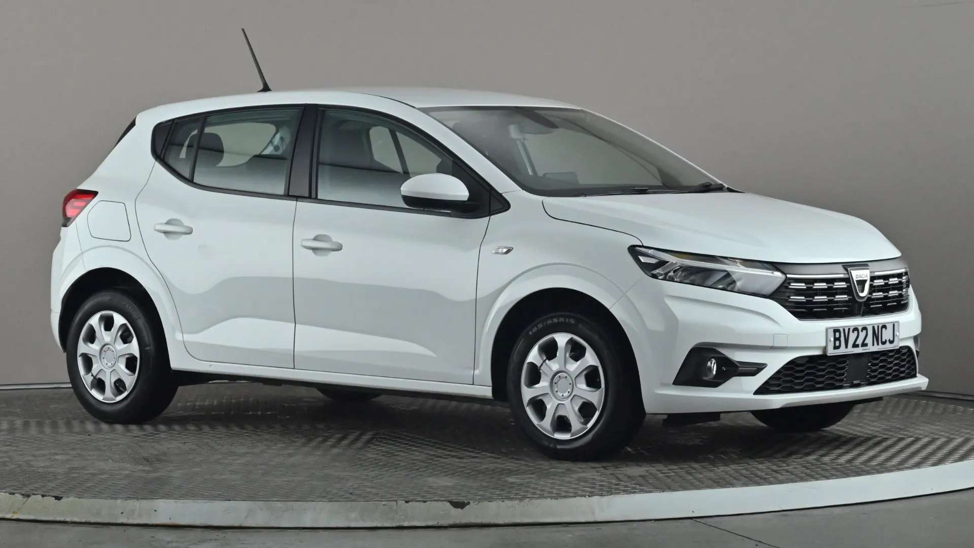 A 2022 DACIA SANDERO 1.0 TCe Comfort A 2022 DACIA SANDERO 1.0 TCe Comfort