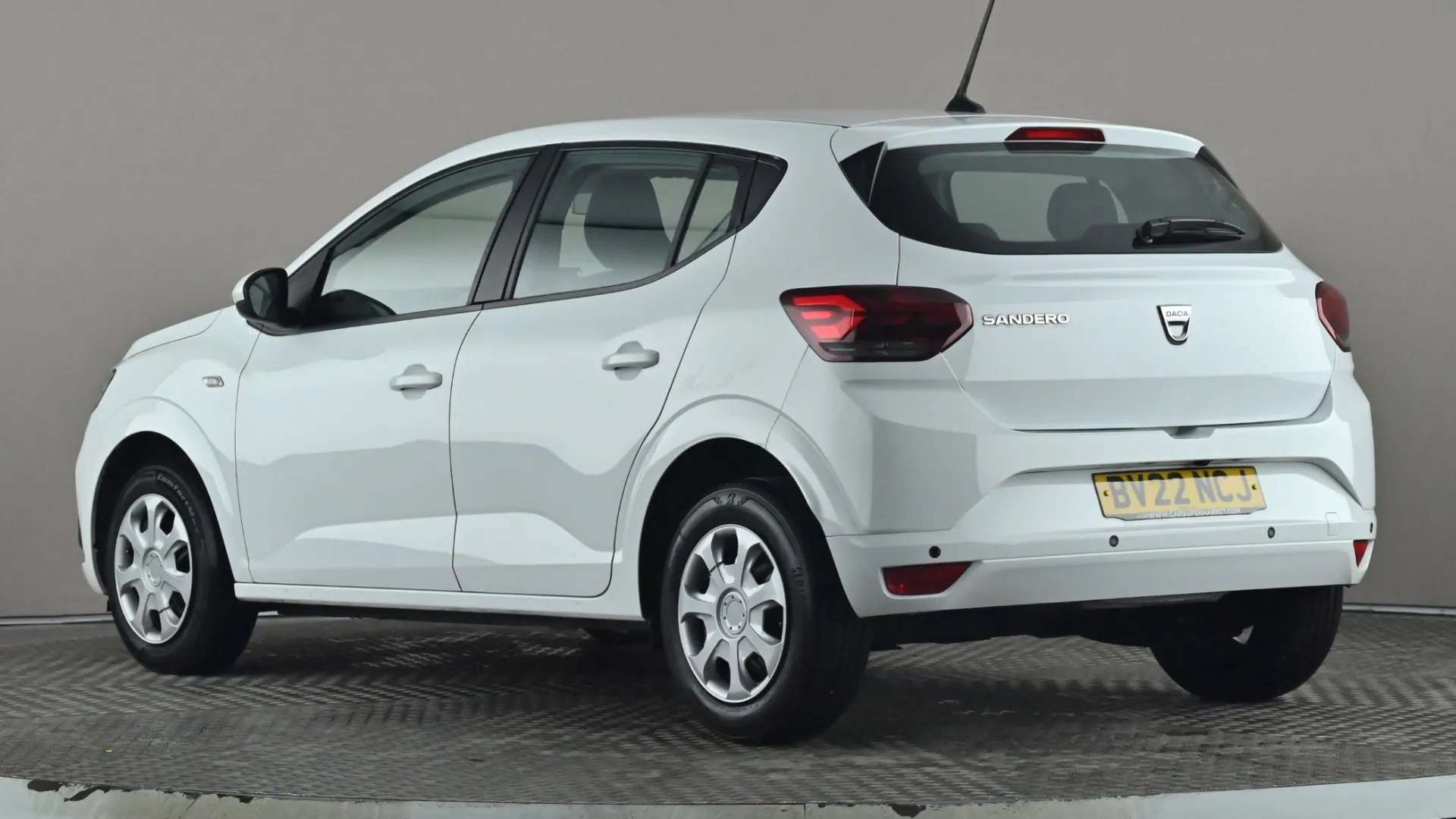 A 2022 DACIA SANDERO 1.0 TCe Comfort A 2022 DACIA SANDERO 1.0 TCe Comfort