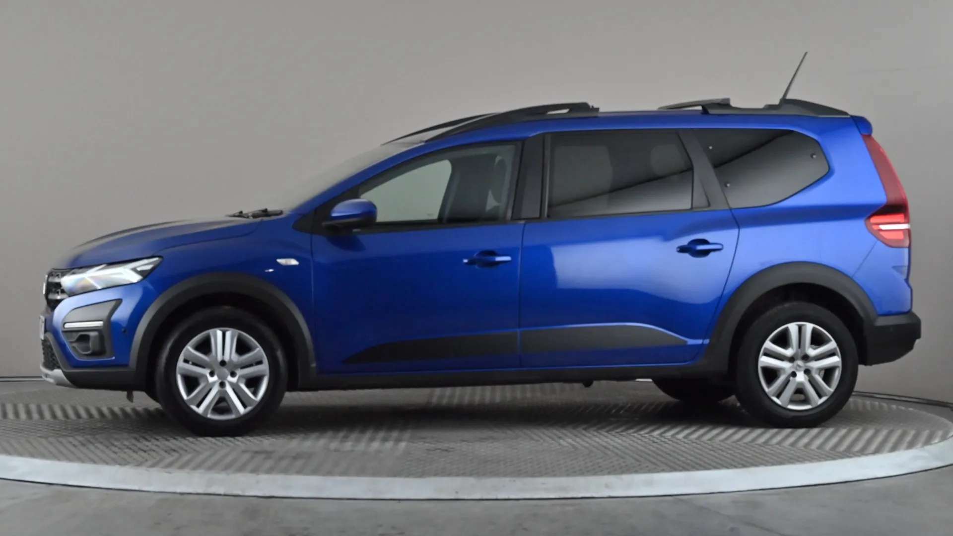 A 2022 DACIA JOGGER 1.0 TCe Comfort A 2022 DACIA JOGGER 1.0 TCe Comfort