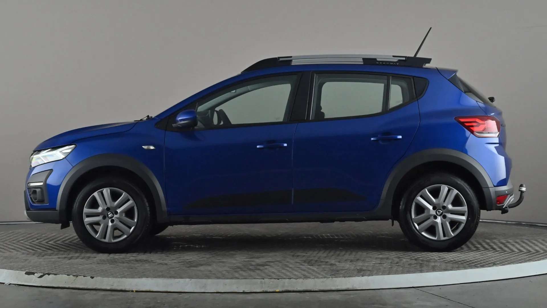 A 2021 DACIA SANDERO STEPWAY 1.0 TCe Comfort A 2021 DACIA SANDERO STEPWAY 1.0 TCe Comfort