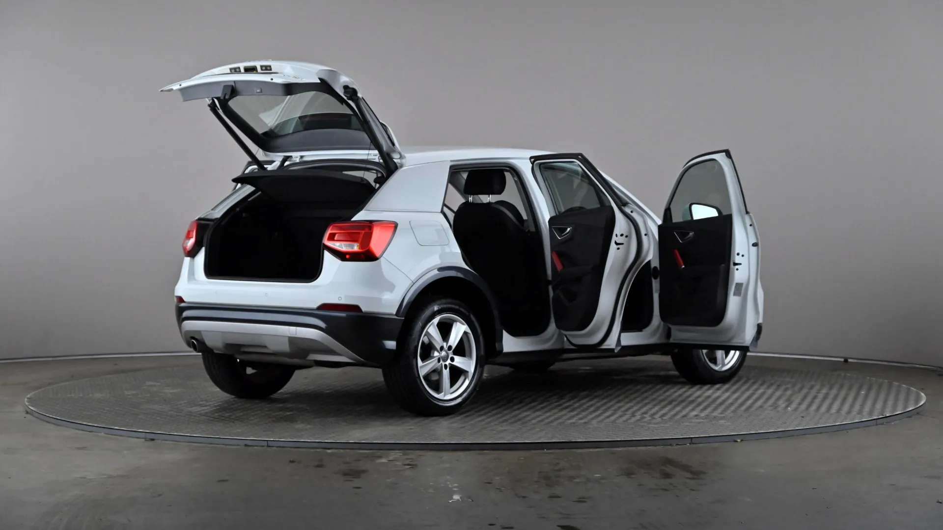 2018 AUDI Q2 2018 AUDI Q2