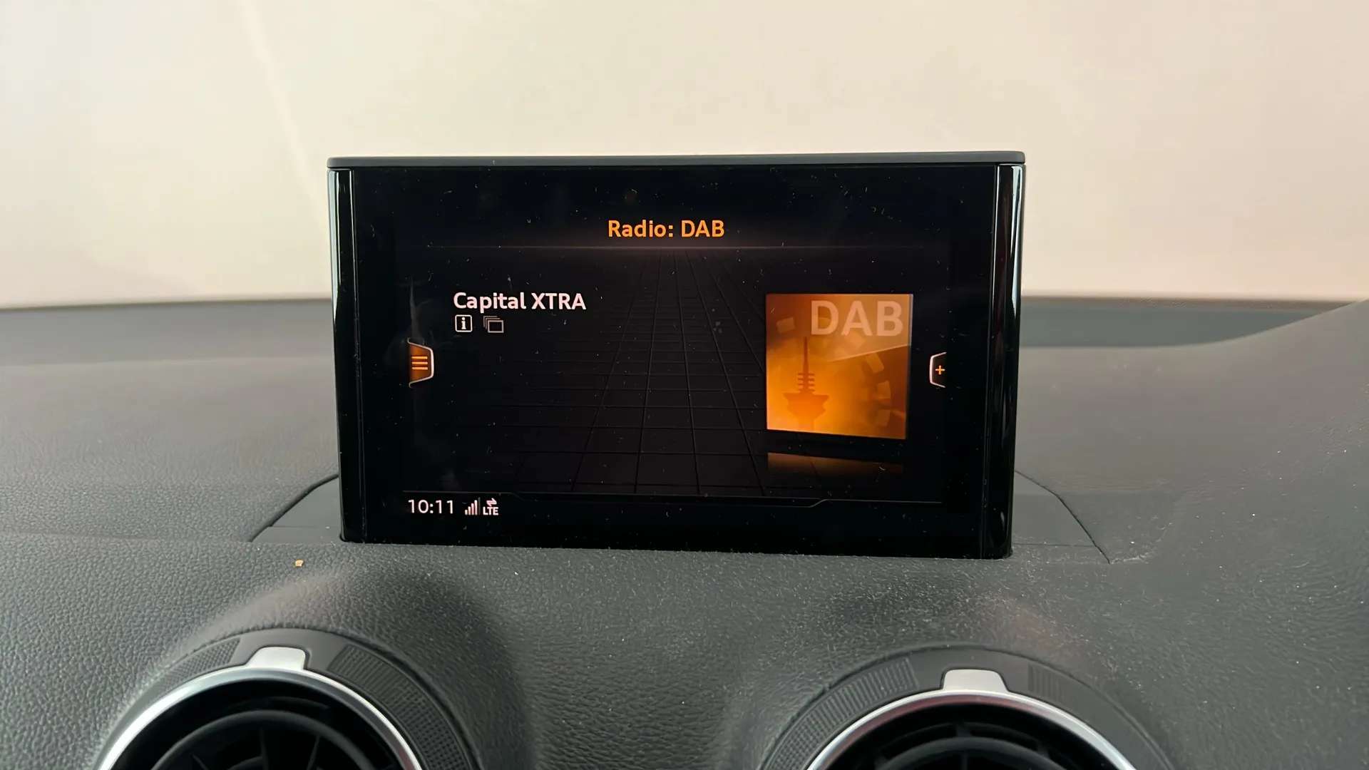 2018 AUDI Q2 2018 AUDI Q2