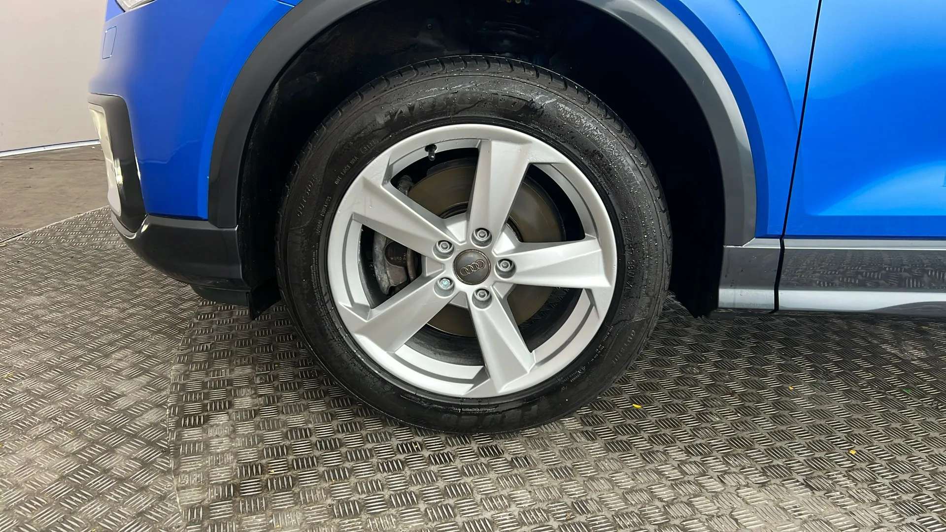 2019 AUDI Q2 2019 AUDI Q2