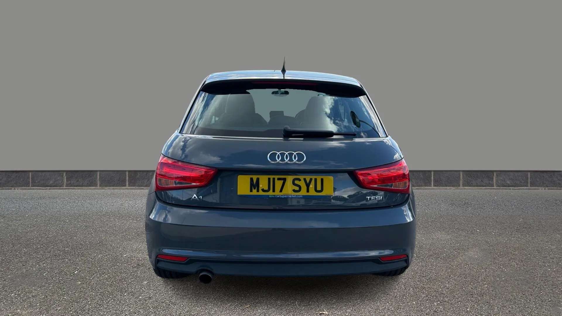 2017 AUDI A1 2017 AUDI A1