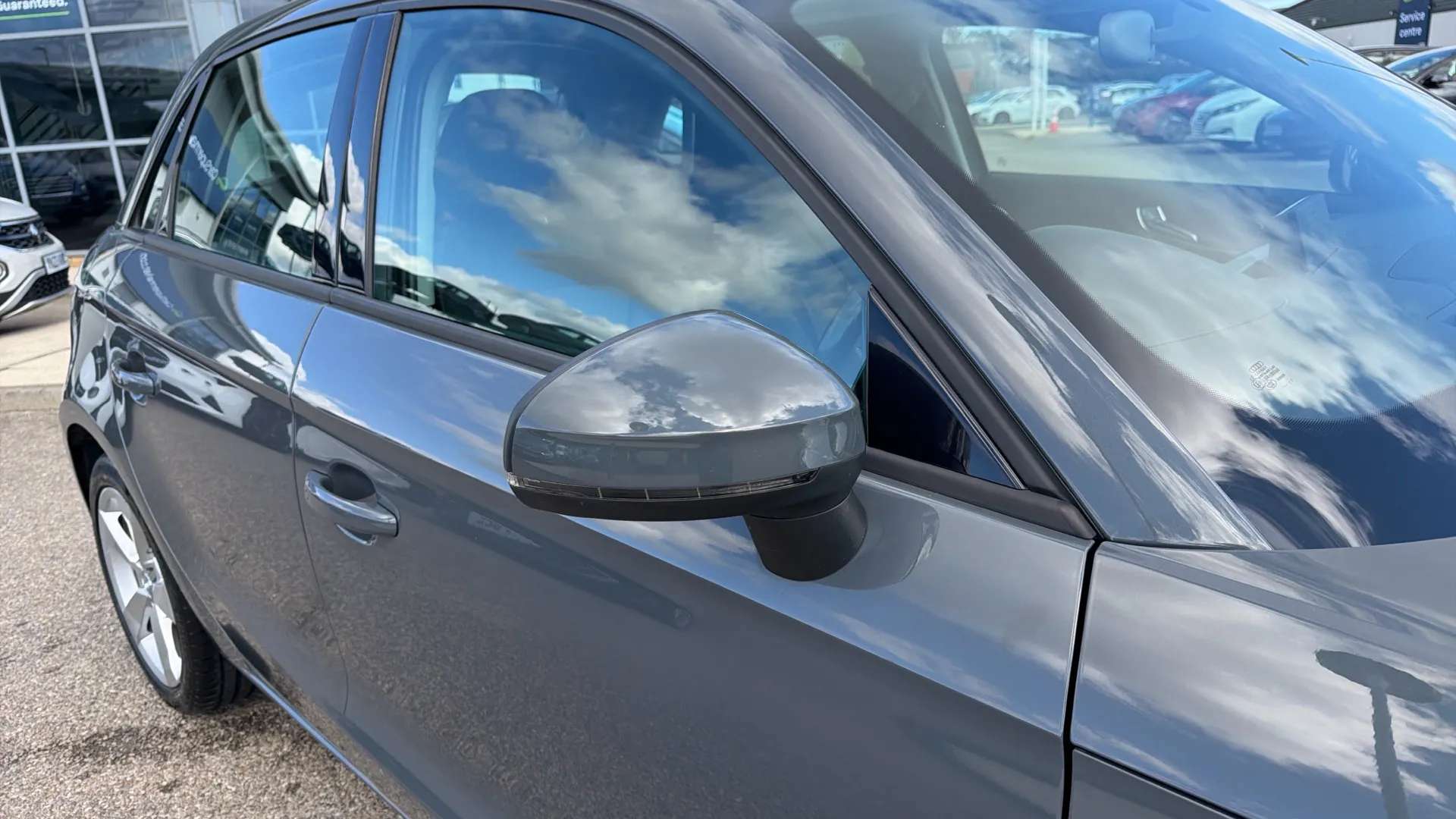 2017 AUDI A1 2017 AUDI A1