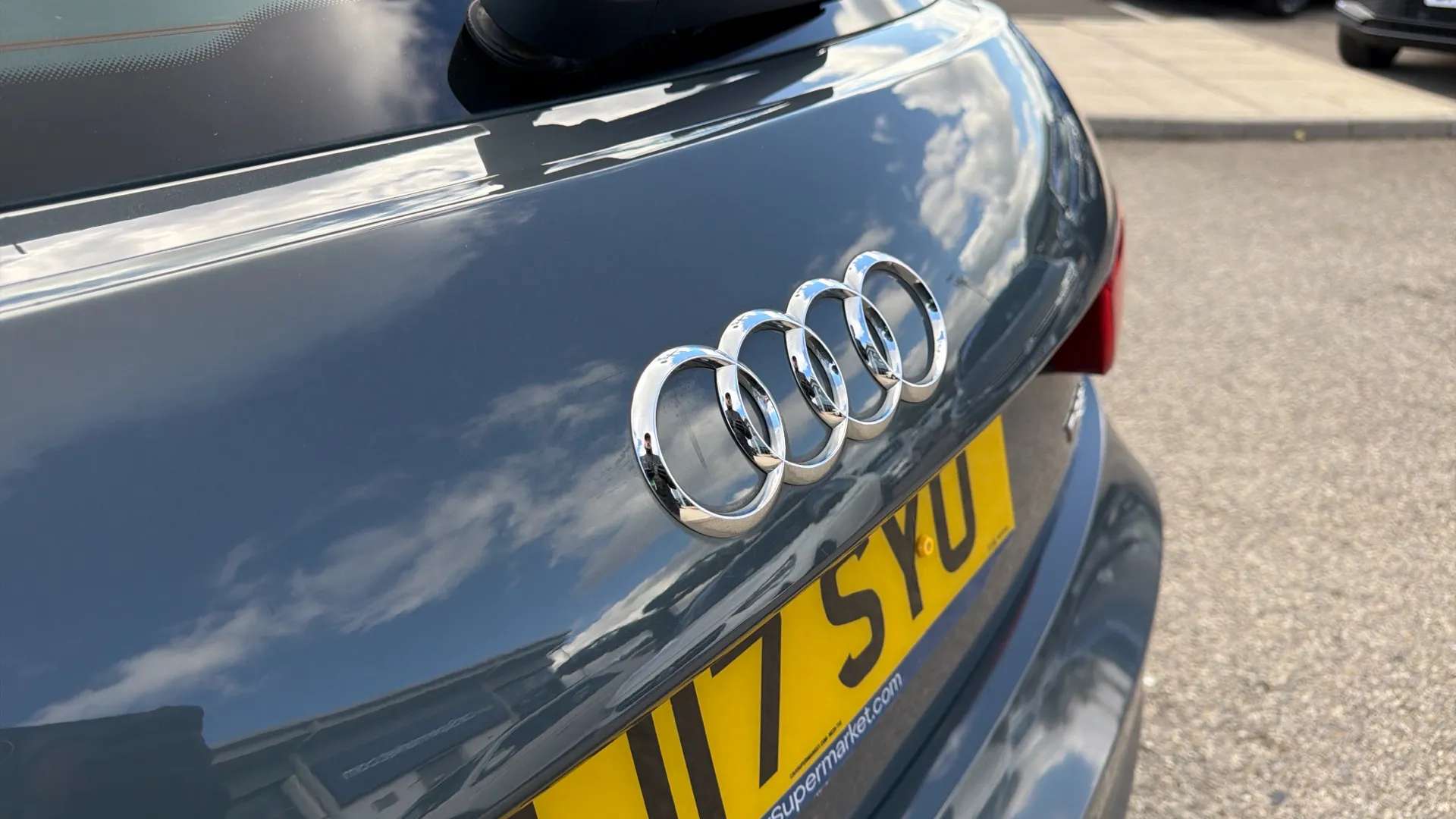 2017 AUDI A1 2017 AUDI A1