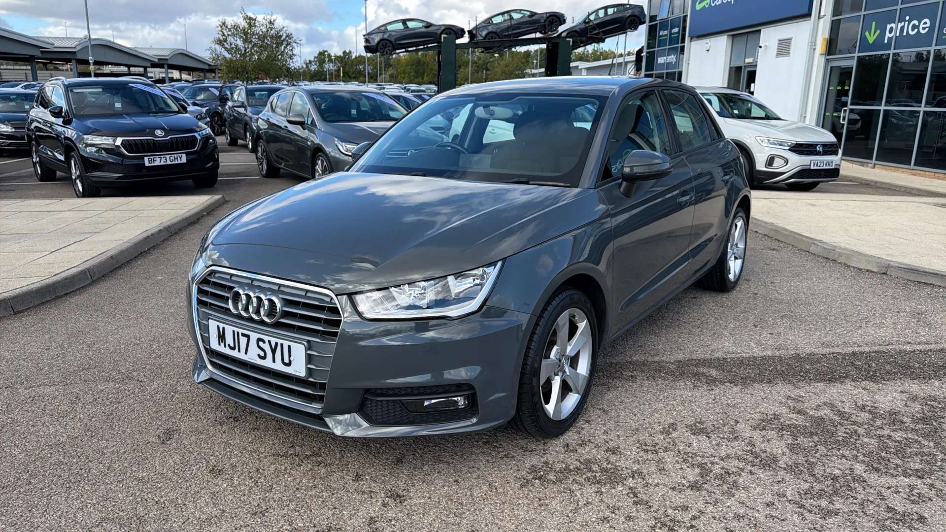 2017 AUDI A1 2017 AUDI A1