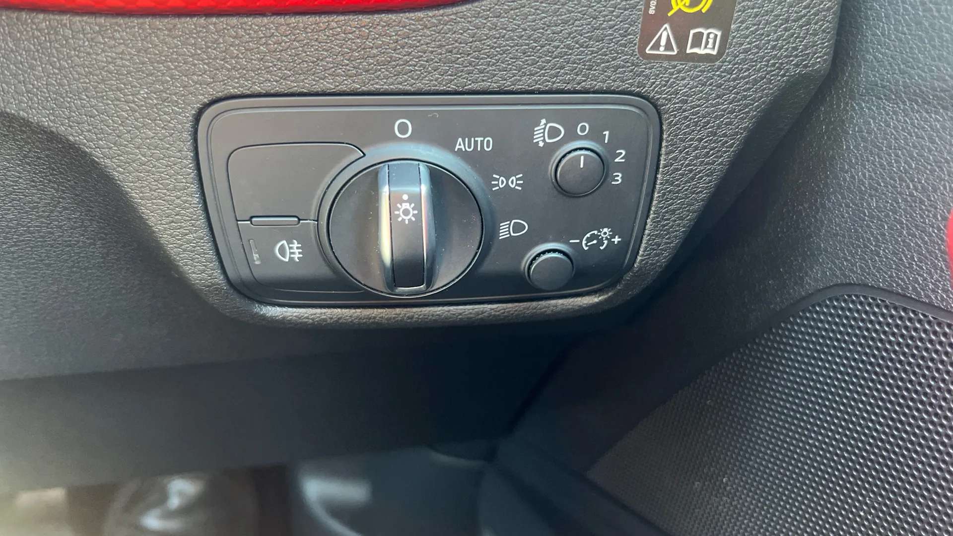 2018 AUDI Q2 2018 AUDI Q2