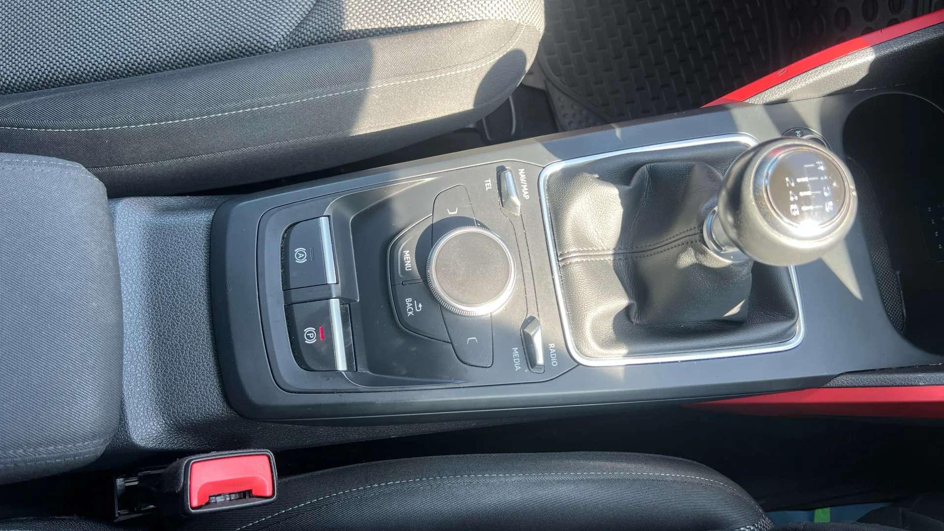 2018 AUDI Q2 2018 AUDI Q2