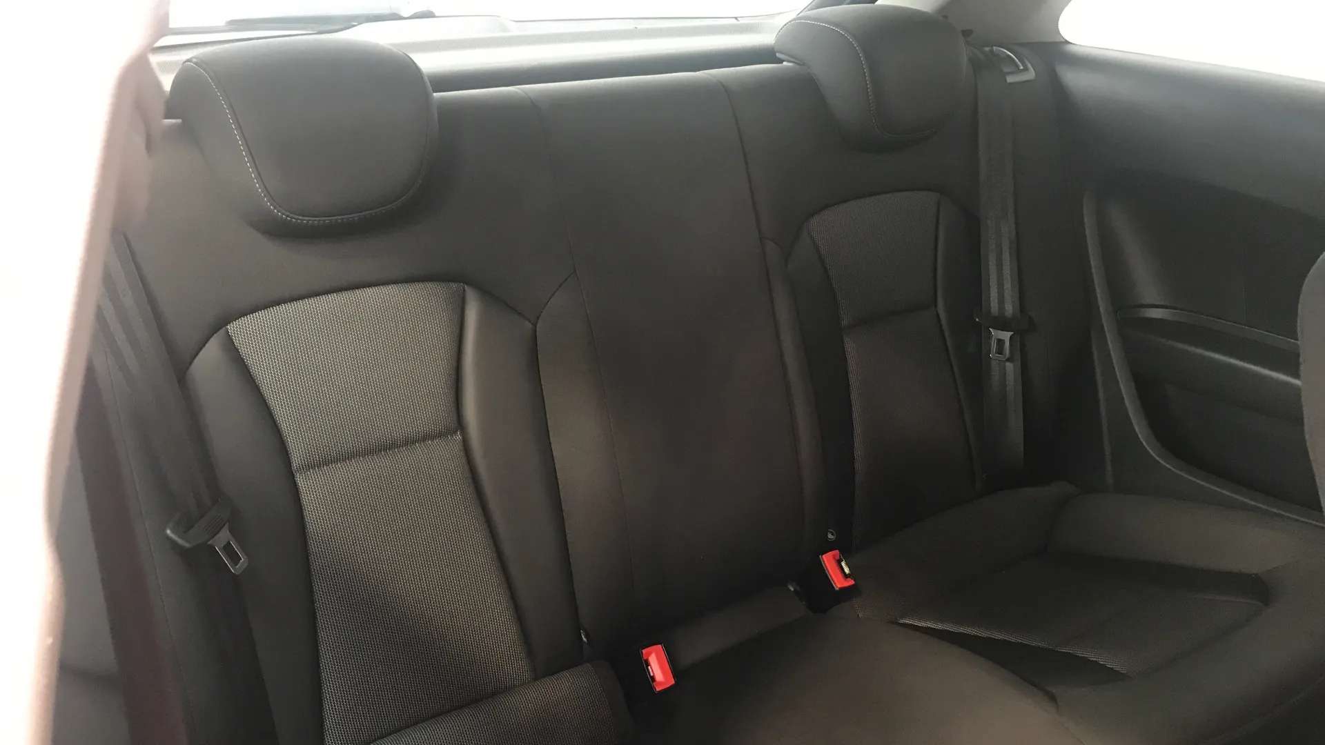 2017 AUDI A1 2017 AUDI A1