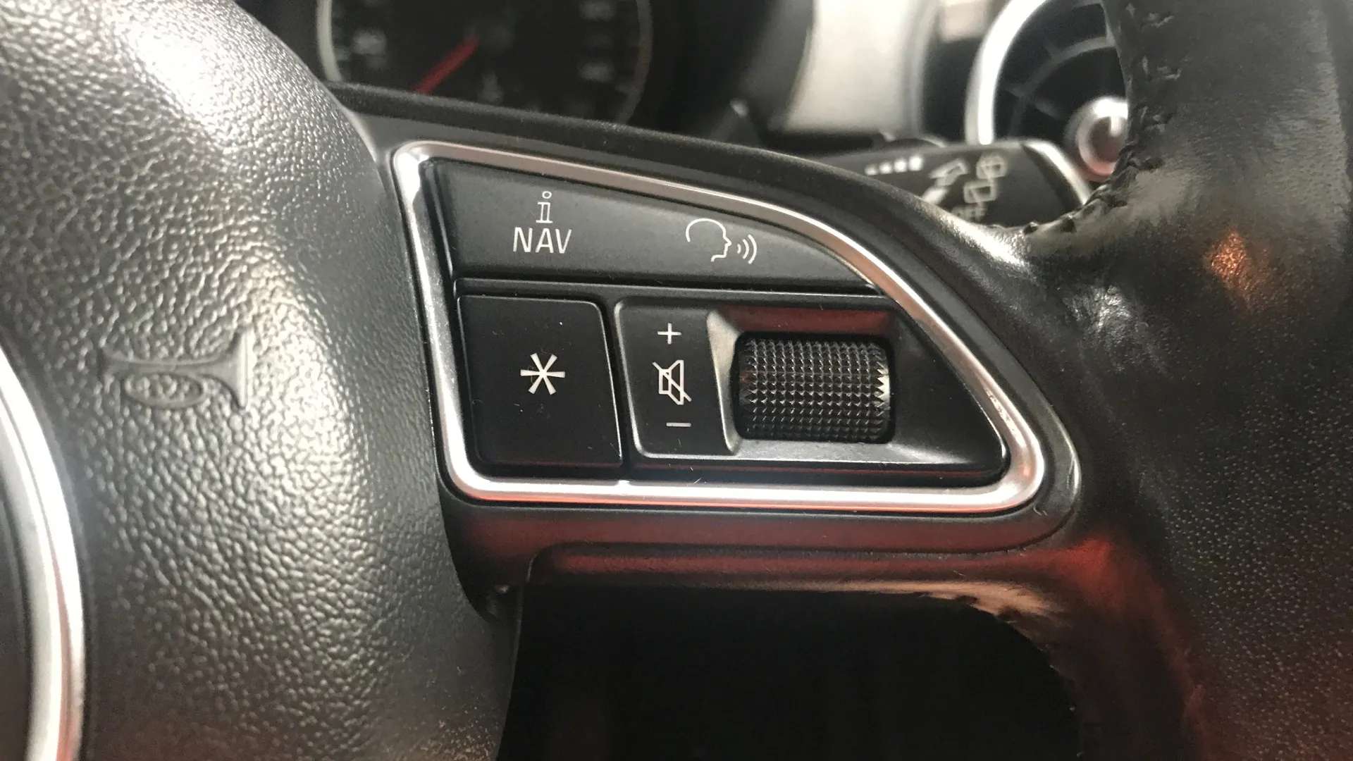 2017 AUDI A1 2017 AUDI A1