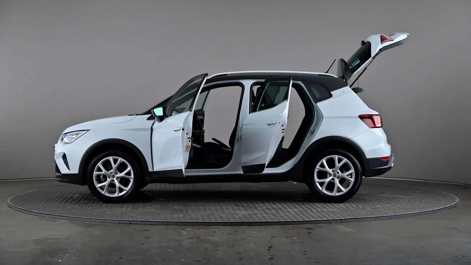 2023 SEAT ARONA 2023 SEAT ARONA