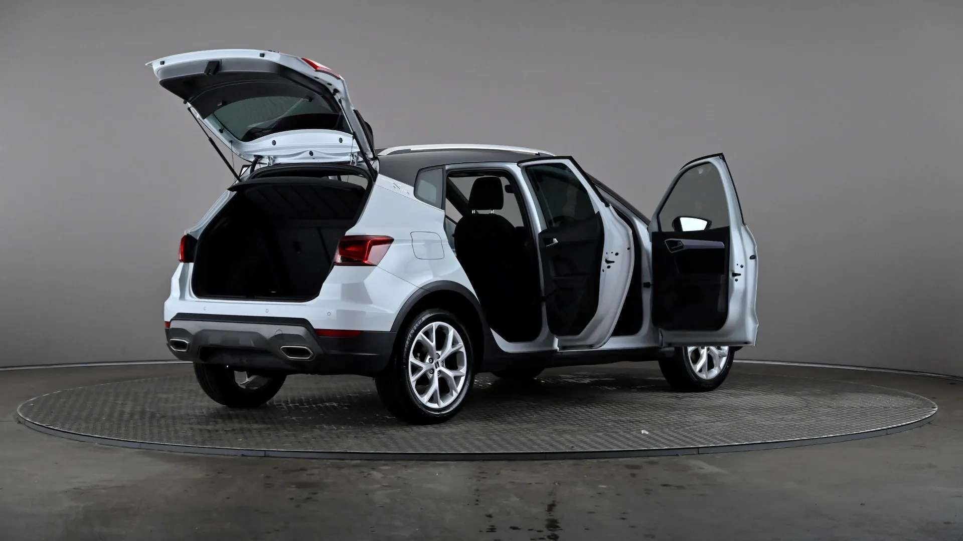 2023 SEAT ARONA 2023 SEAT ARONA