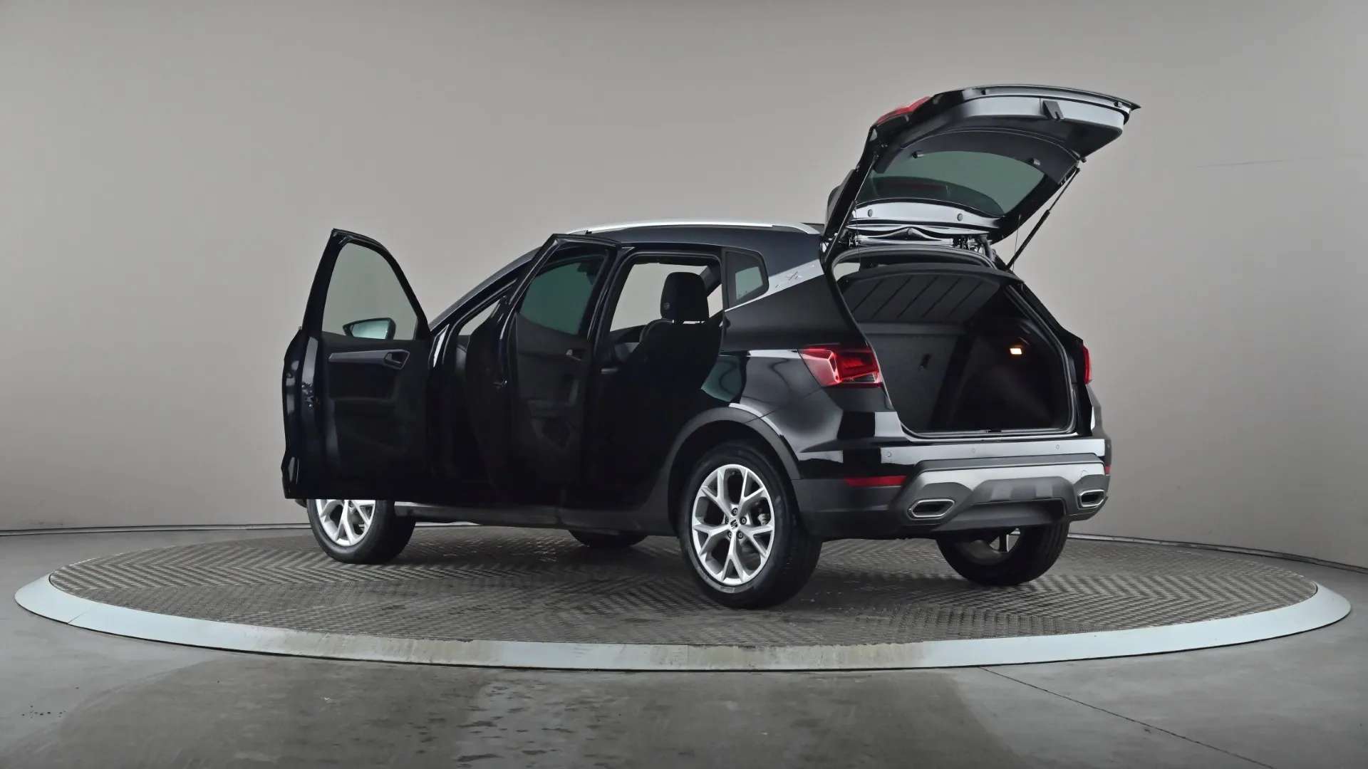 2023 SEAT ARONA 2023 SEAT ARONA