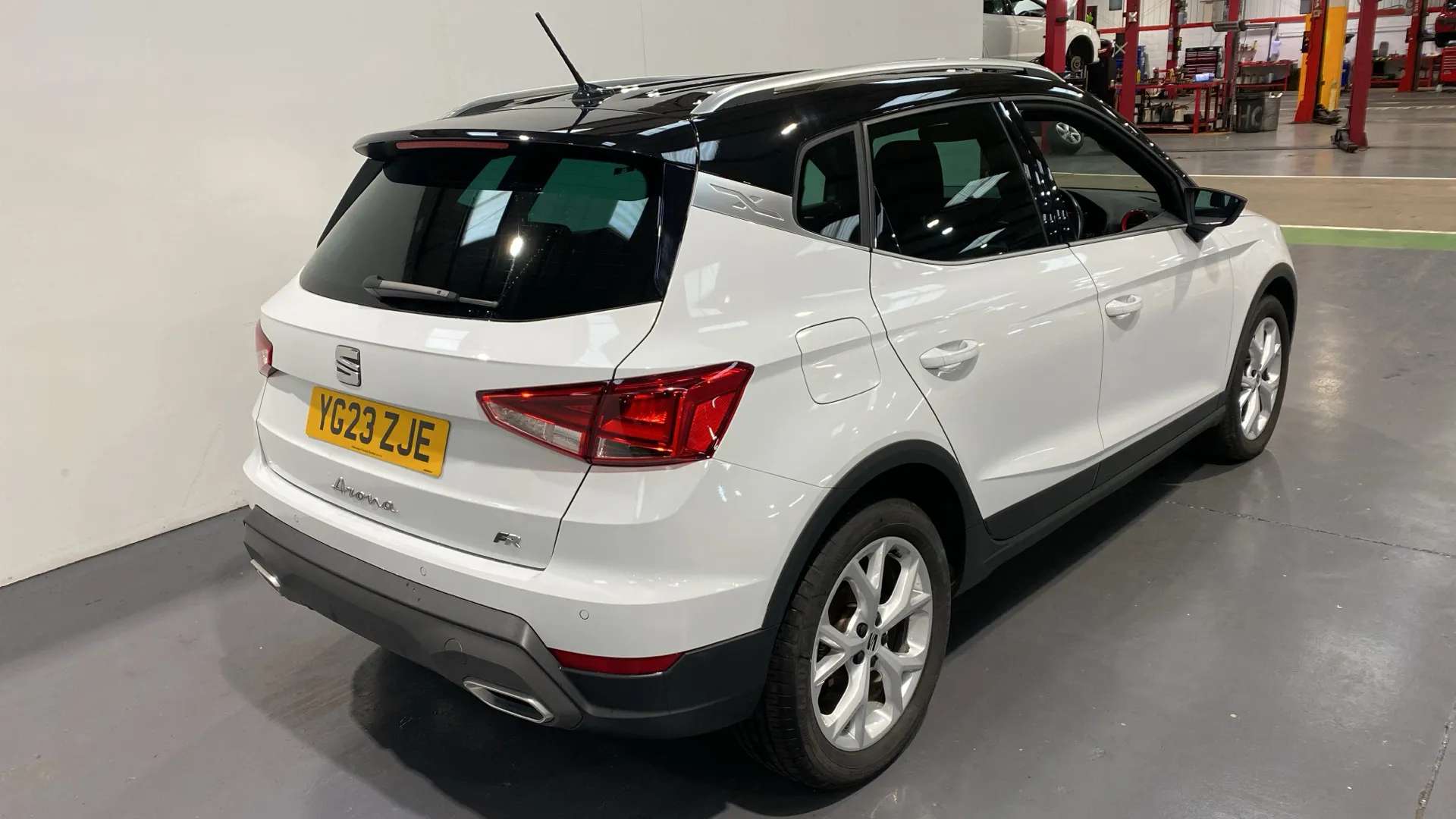 A 2023 SEAT ARONA 1.0 TSI 110 FR A 2023 SEAT ARONA 1.0 TSI 110 FR