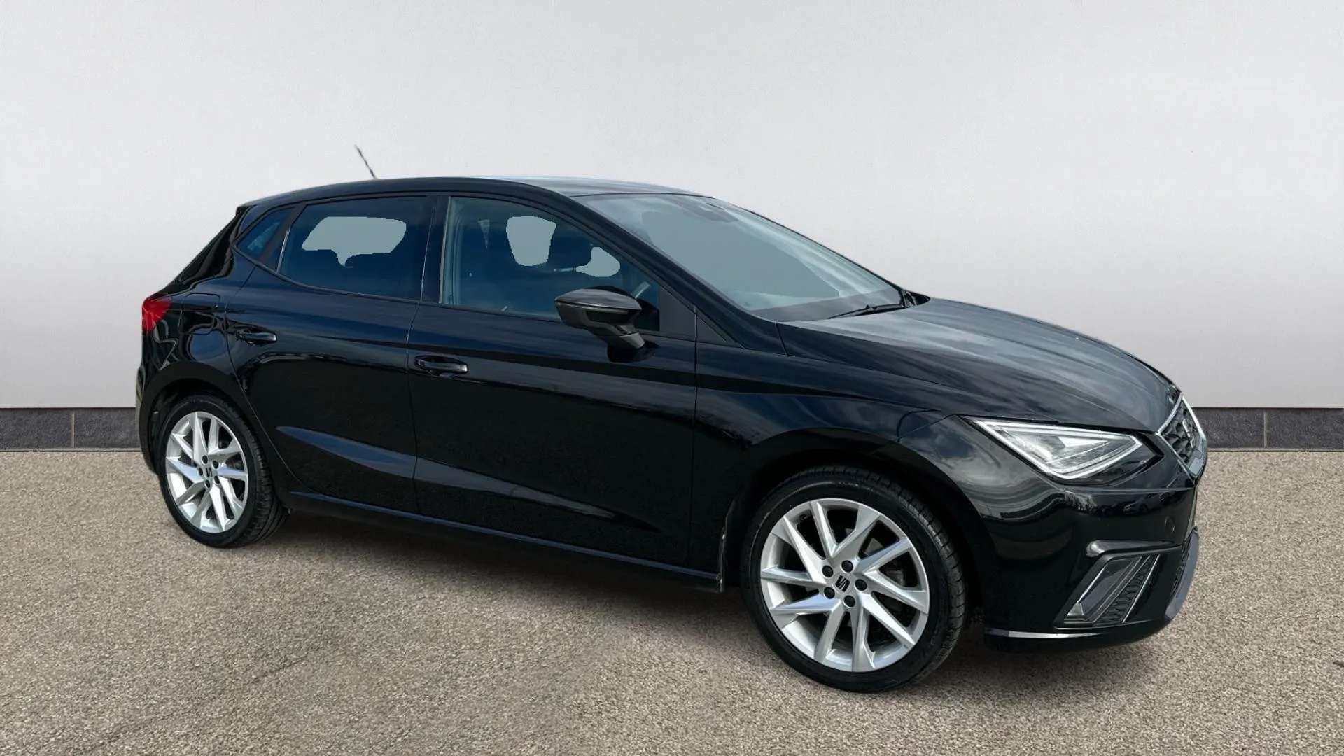 A 2023 SEAT IBIZA 1.0 TSI 110 FR A 2023 SEAT IBIZA 1.0 TSI 110 FR