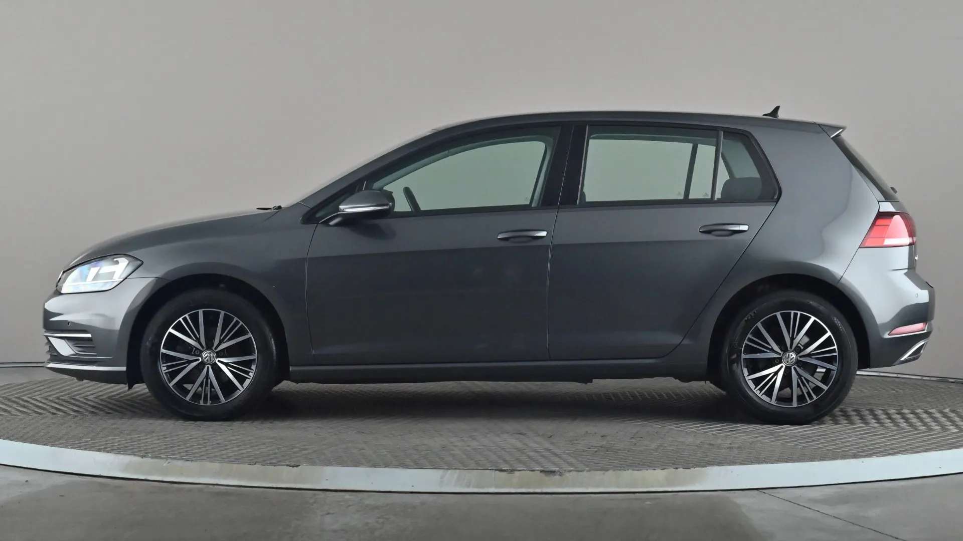2017 VOLKSWAGEN GOLF 2017 VOLKSWAGEN GOLF