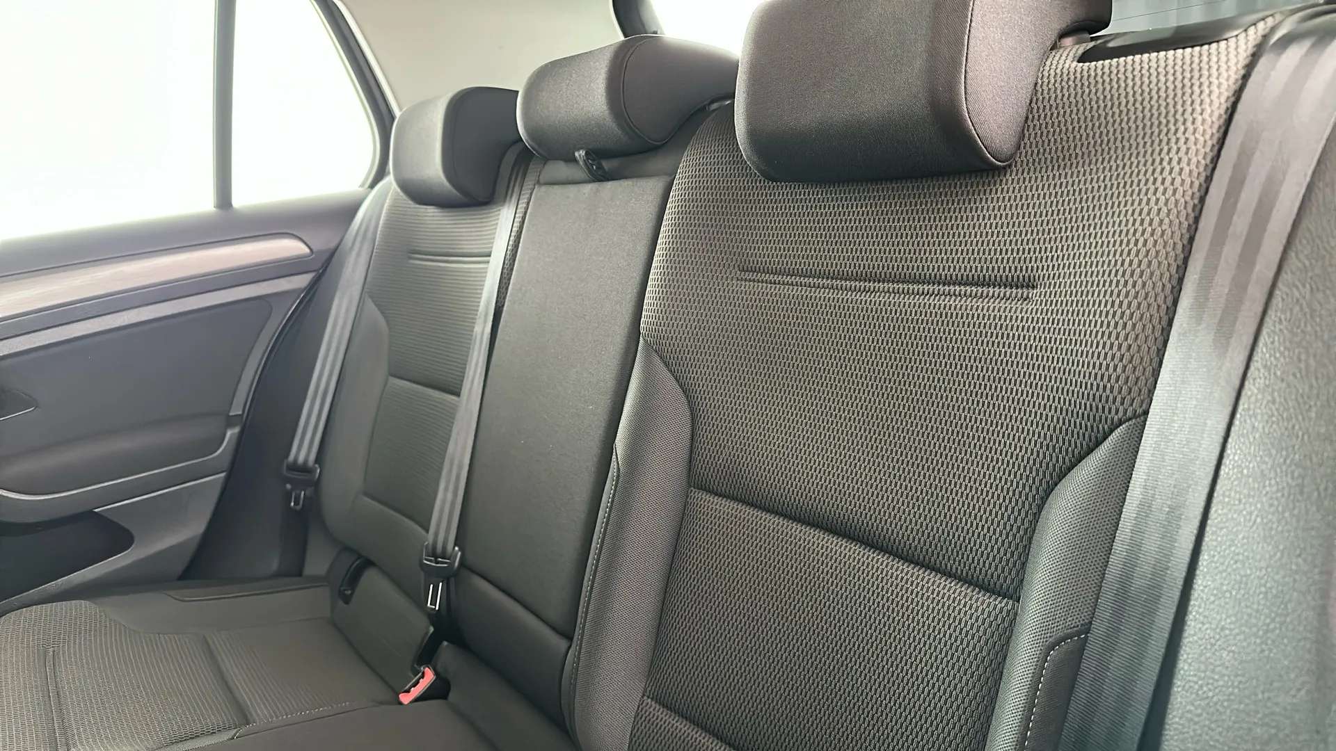 2017 VOLKSWAGEN GOLF 2017 VOLKSWAGEN GOLF