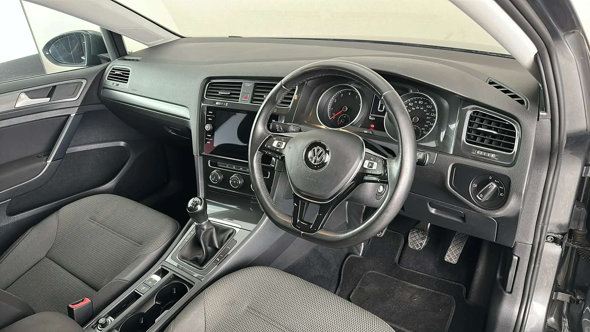 2017 VOLKSWAGEN GOLF 2017 VOLKSWAGEN GOLF