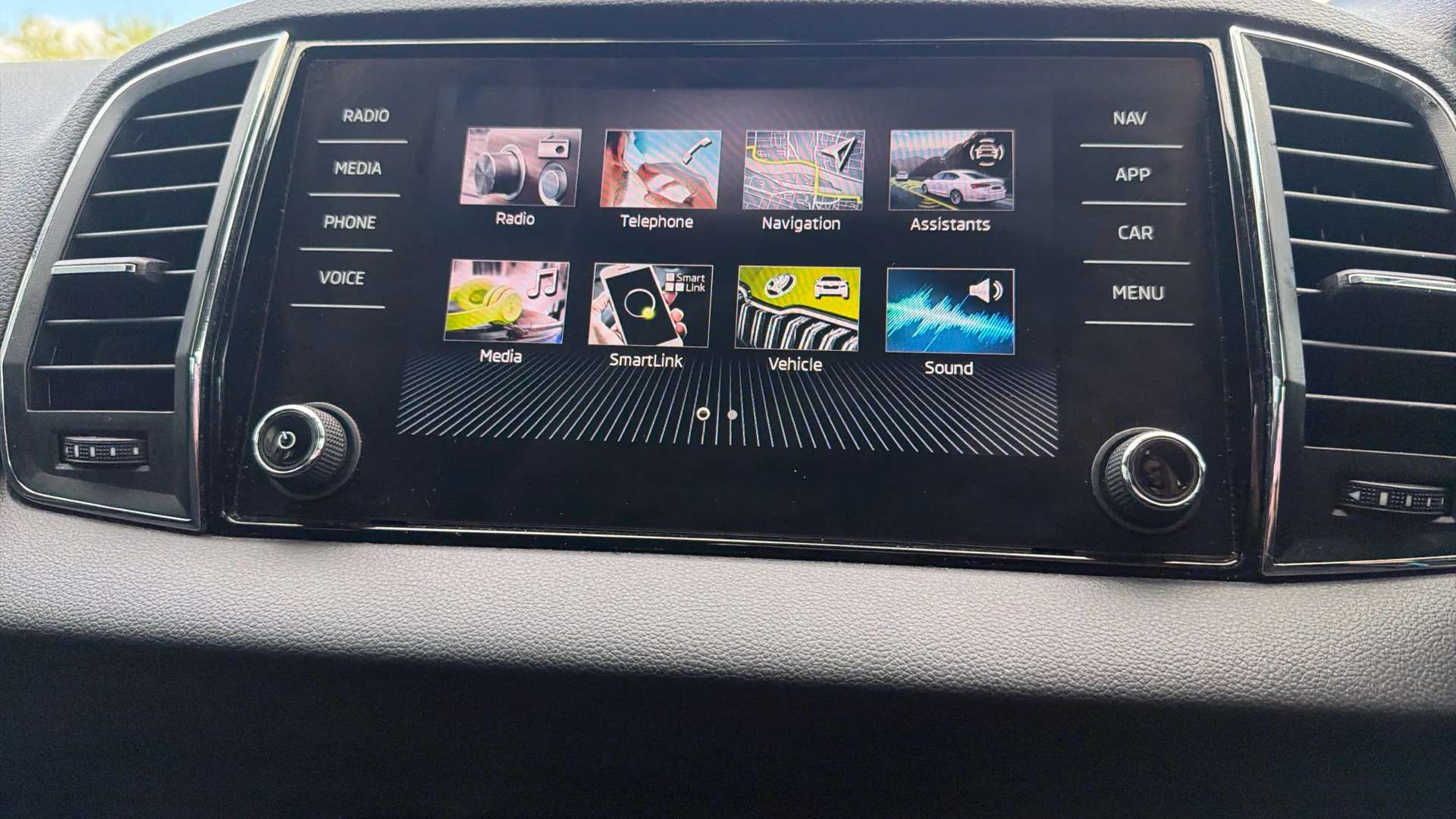 2021 SKODA KAROQ 2021 SKODA KAROQ
