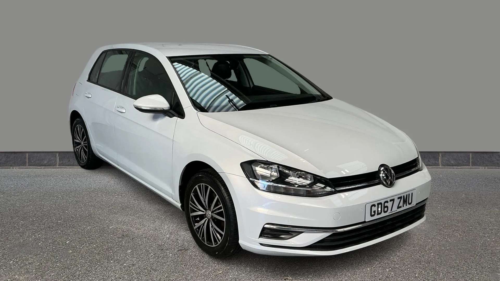 A 2018 VOLKSWAGEN GOLF 1.0 TSI 110 SE A 2018 VOLKSWAGEN GOLF 1.0 TSI 110 SE