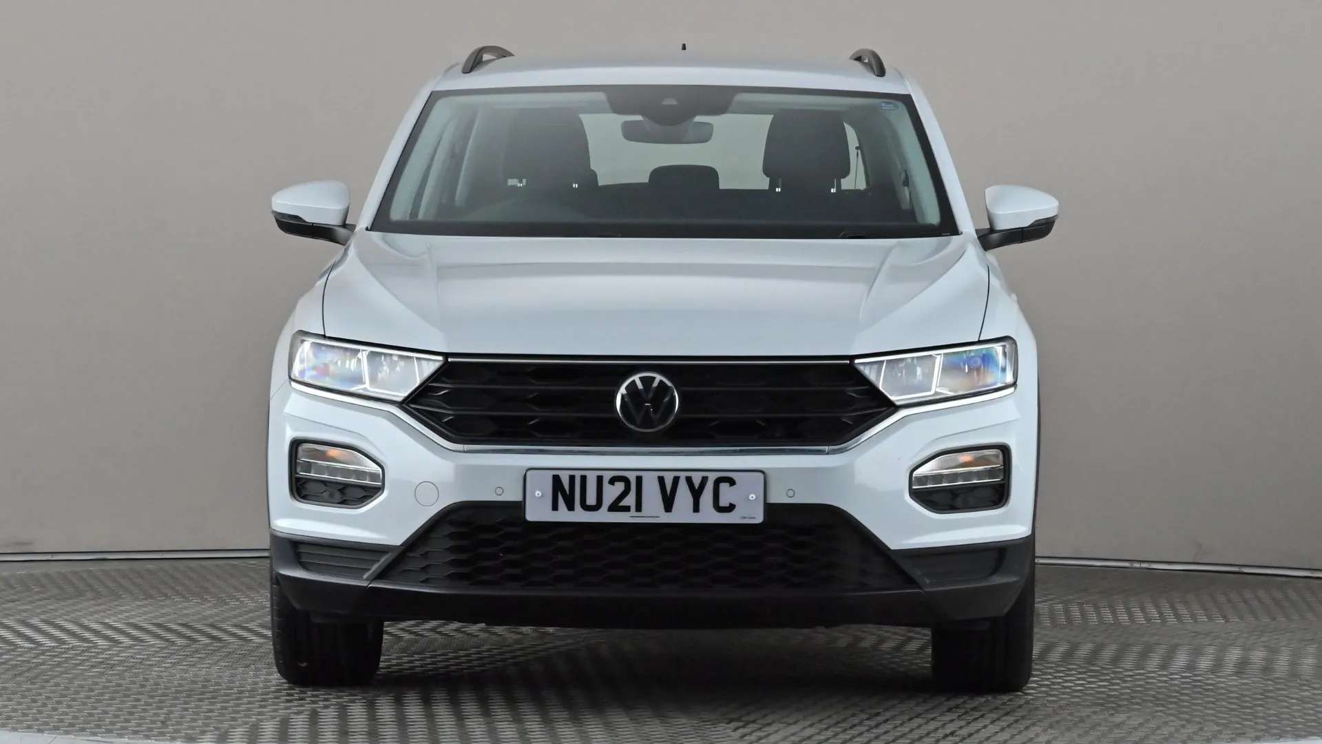 A 2021 VOLKSWAGEN T-ROC 1.0 TSI 110 SE A 2021 VOLKSWAGEN T-ROC 1.0 TSI 110 SE