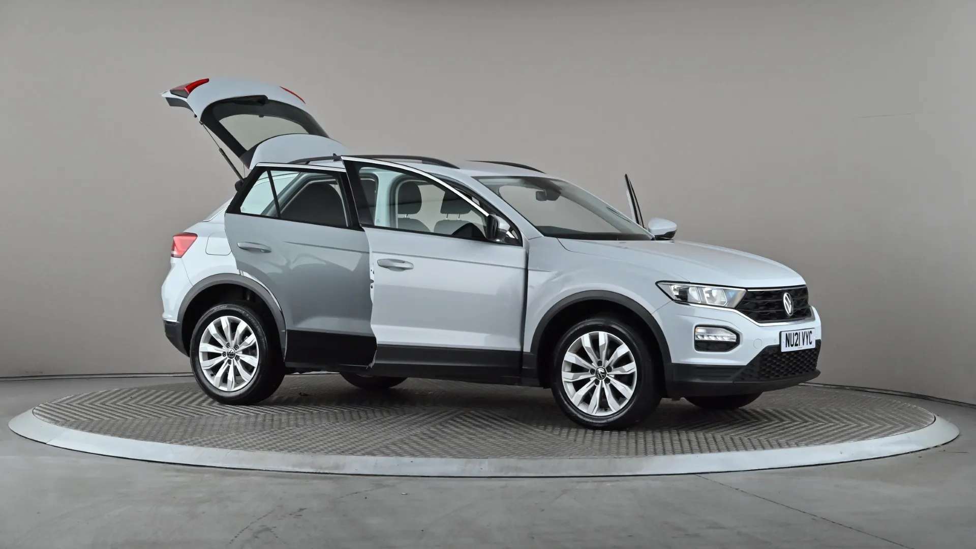 2021 VOLKSWAGEN T-ROC 2021 VOLKSWAGEN T-ROC
