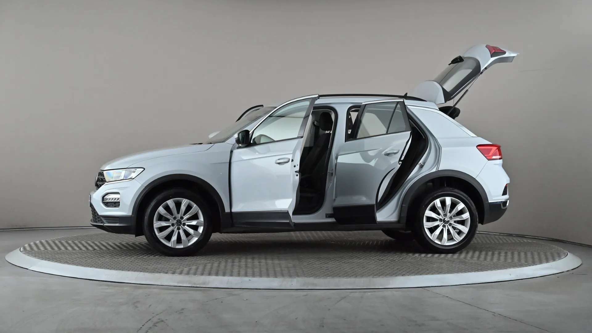2021 VOLKSWAGEN T-ROC 2021 VOLKSWAGEN T-ROC